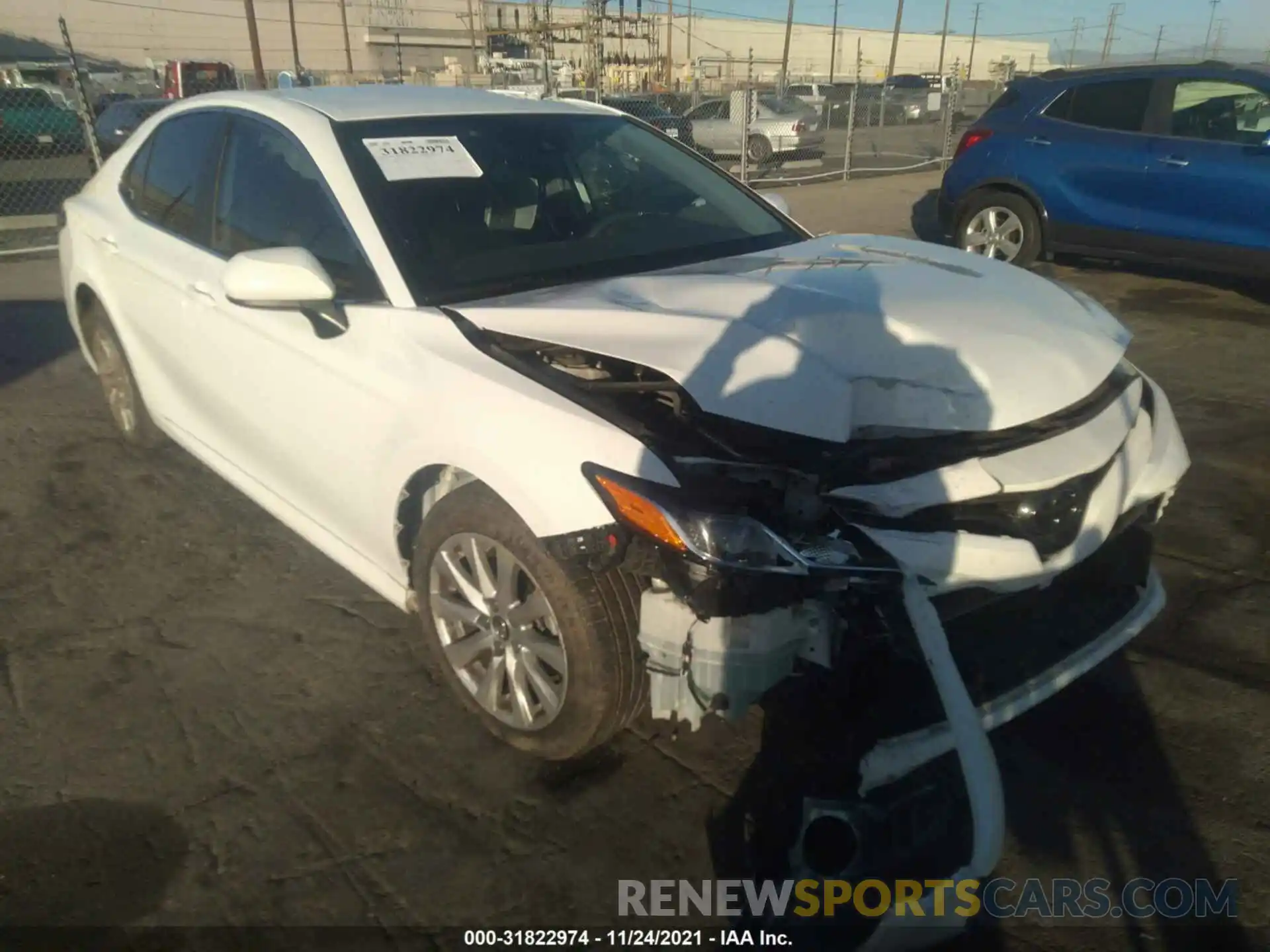 1 Photograph of a damaged car 4T1B11HK7KU759656 TOYOTA CAMRY 2019