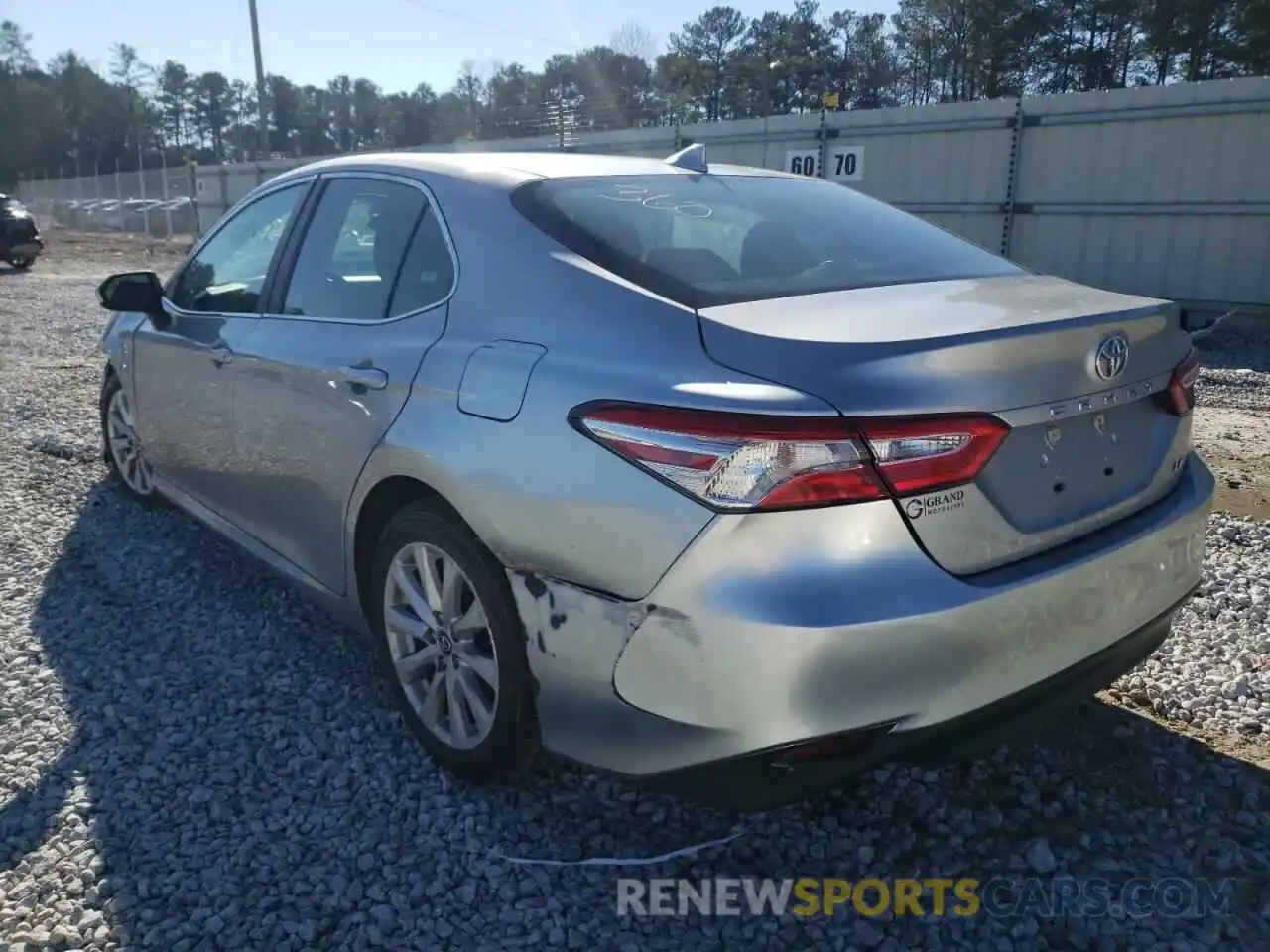 3 Photograph of a damaged car 4T1B11HK7KU760080 TOYOTA CAMRY 2019