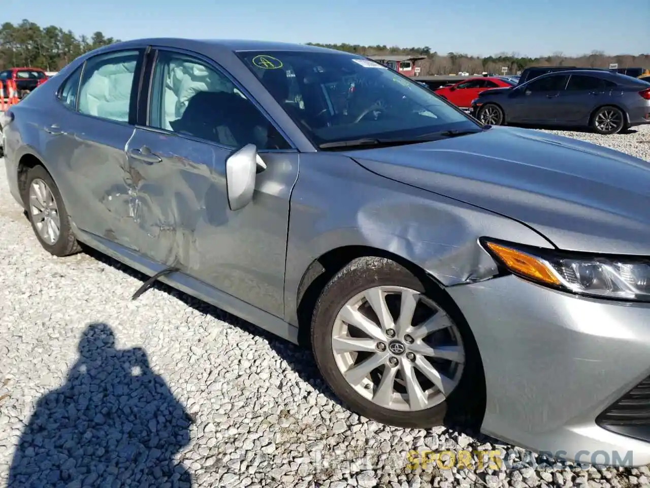 9 Photograph of a damaged car 4T1B11HK7KU760080 TOYOTA CAMRY 2019