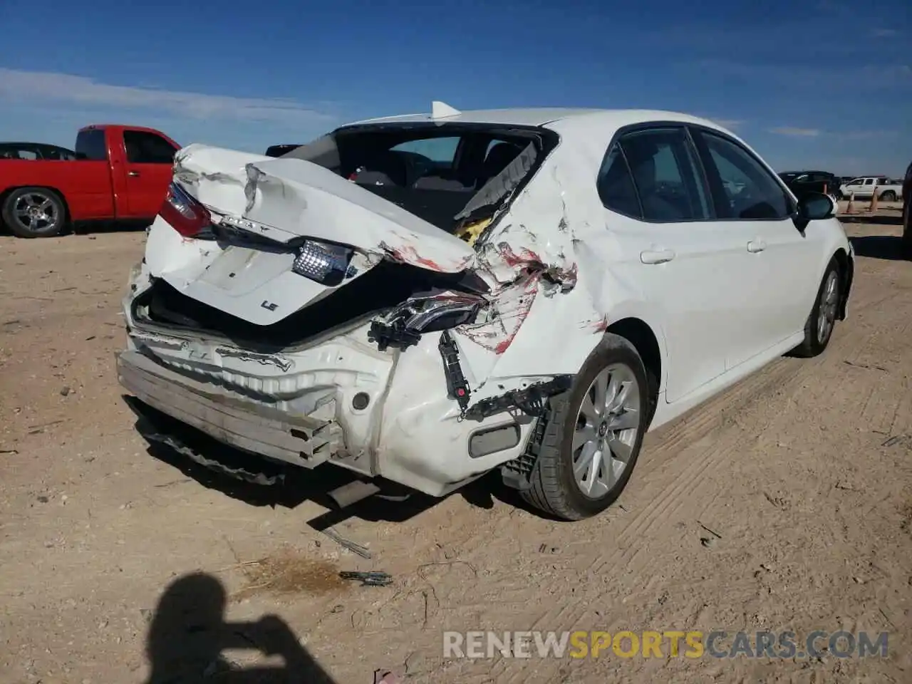 4 Photograph of a damaged car 4T1B11HK7KU761195 TOYOTA CAMRY 2019