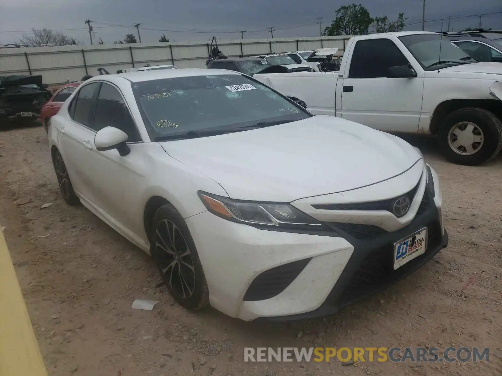 1 Photograph of a damaged car 4T1B11HK7KU763531 TOYOTA CAMRY 2019