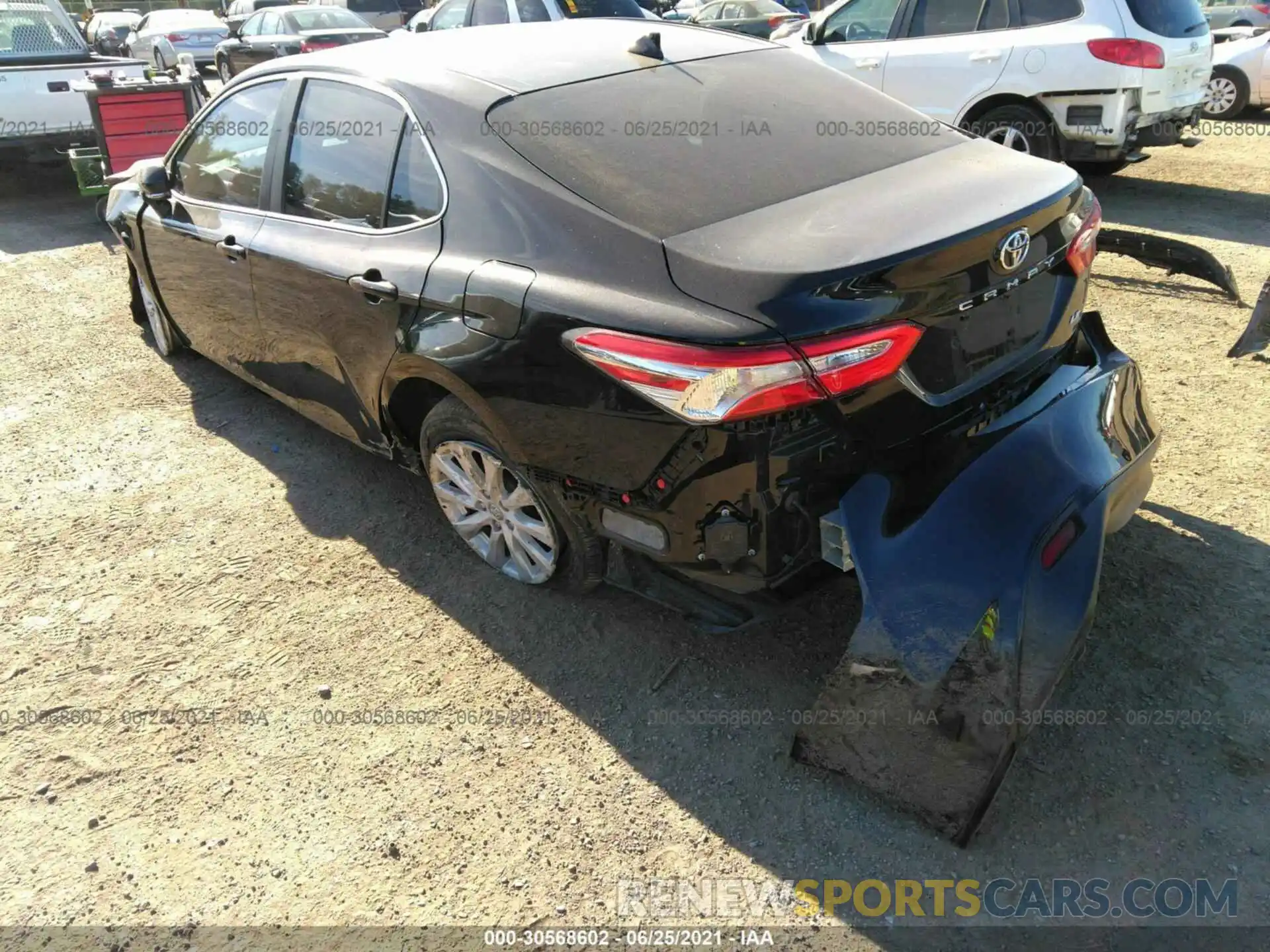 3 Photograph of a damaged car 4T1B11HK7KU763612 TOYOTA CAMRY 2019