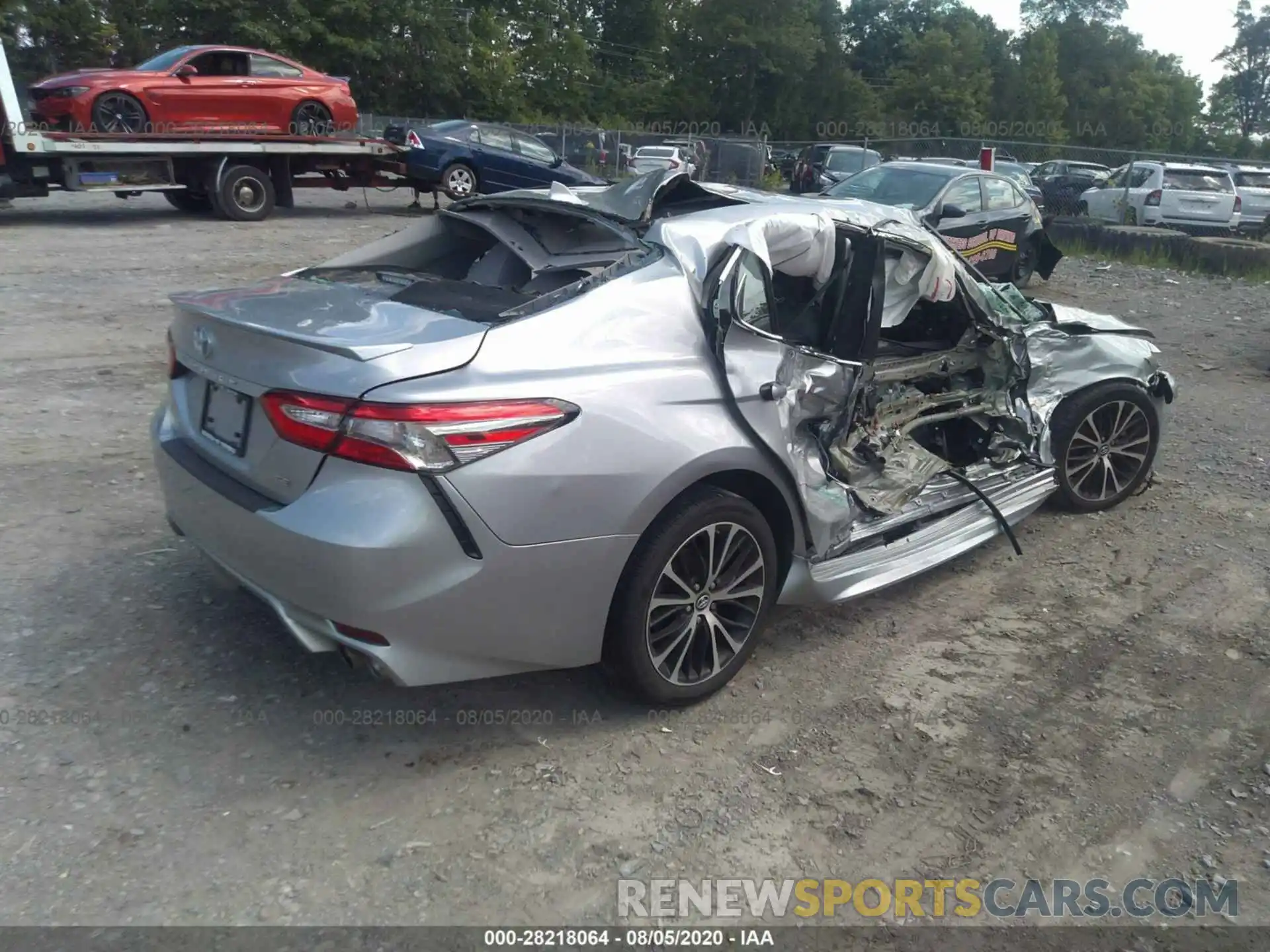 4 Photograph of a damaged car 4T1B11HK7KU766476 TOYOTA CAMRY 2019