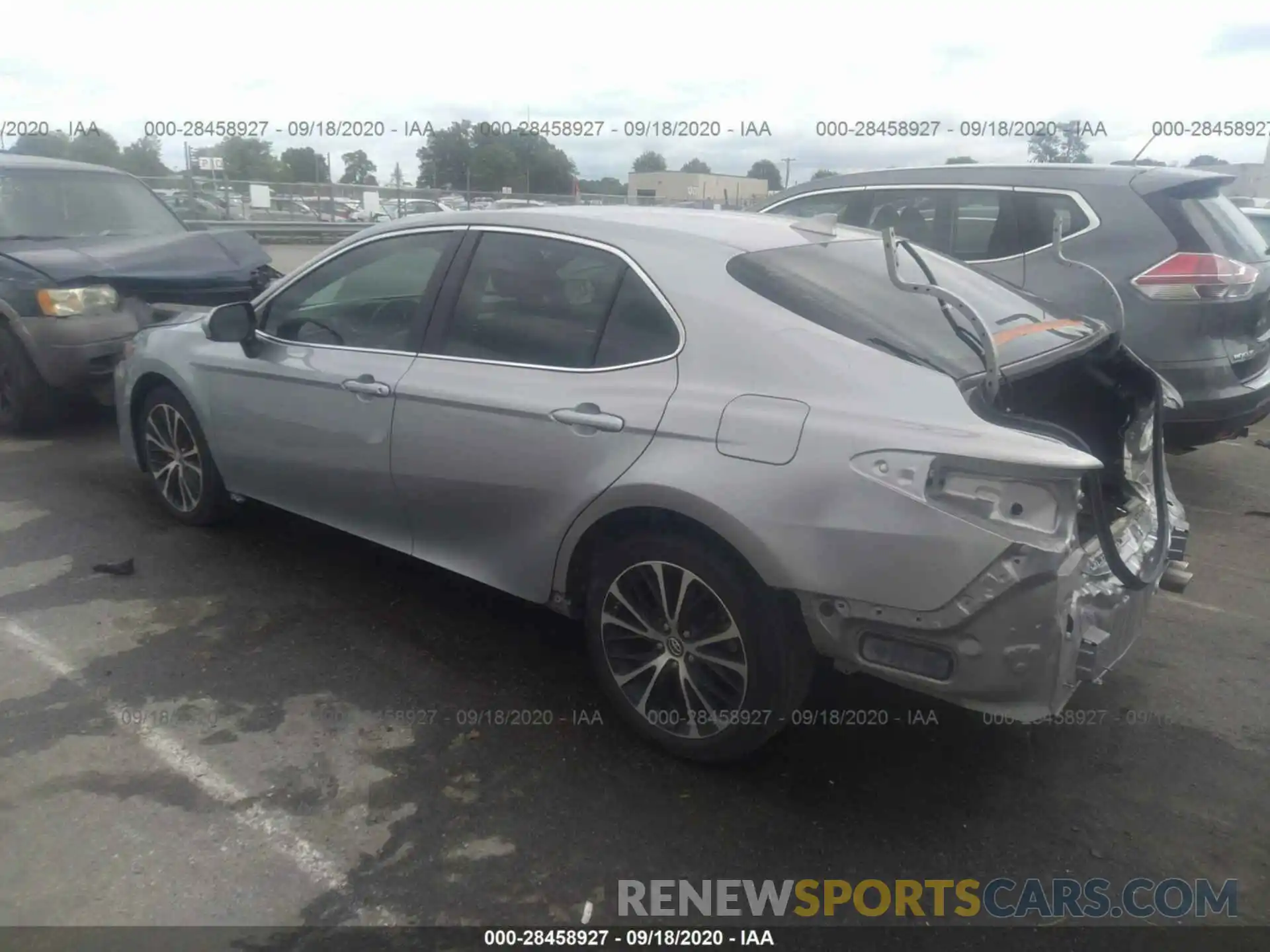 3 Photograph of a damaged car 4T1B11HK7KU767269 TOYOTA CAMRY 2019