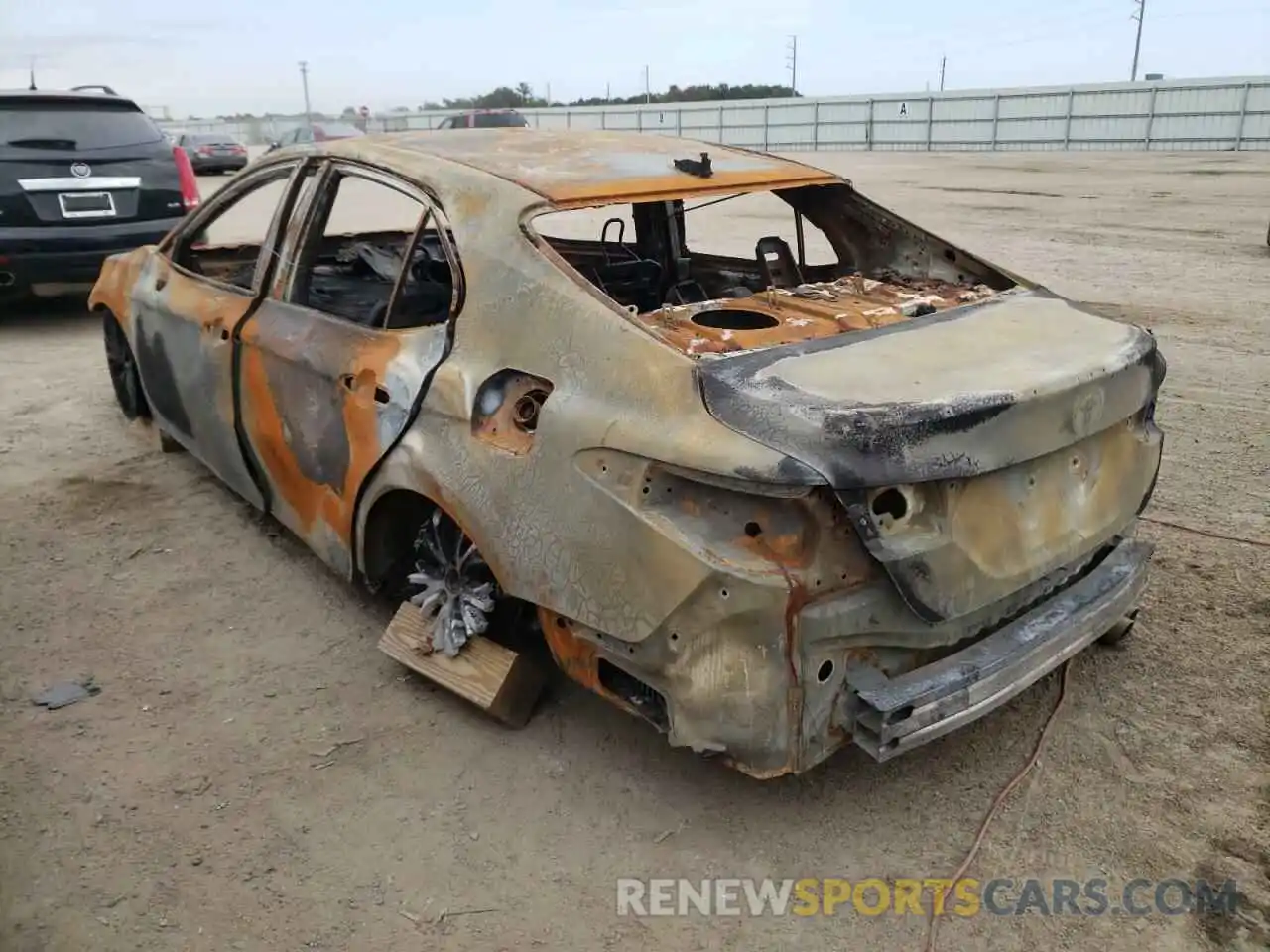 3 Photograph of a damaged car 4T1B11HK7KU767577 TOYOTA CAMRY 2019