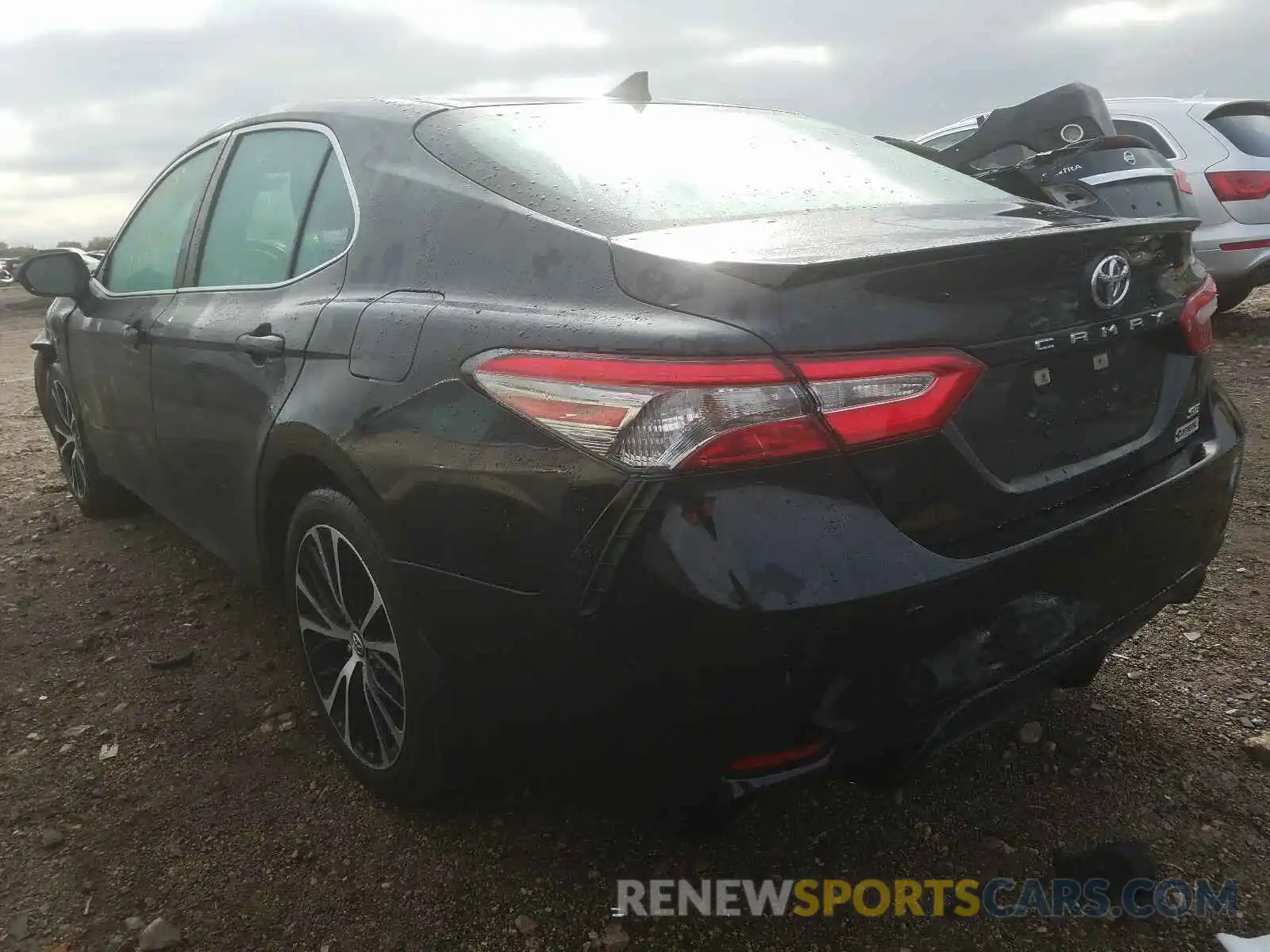 3 Photograph of a damaged car 4T1B11HK7KU769815 TOYOTA CAMRY 2019