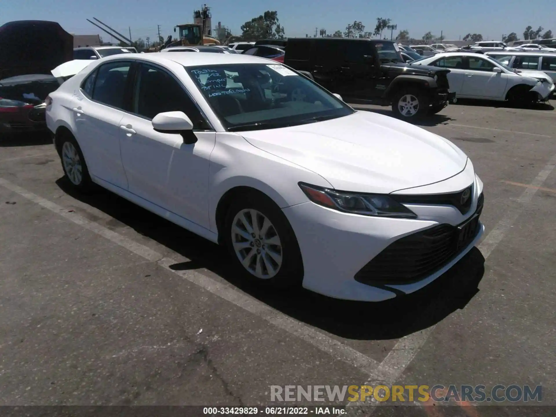 1 Photograph of a damaged car 4T1B11HK7KU770415 TOYOTA CAMRY 2019