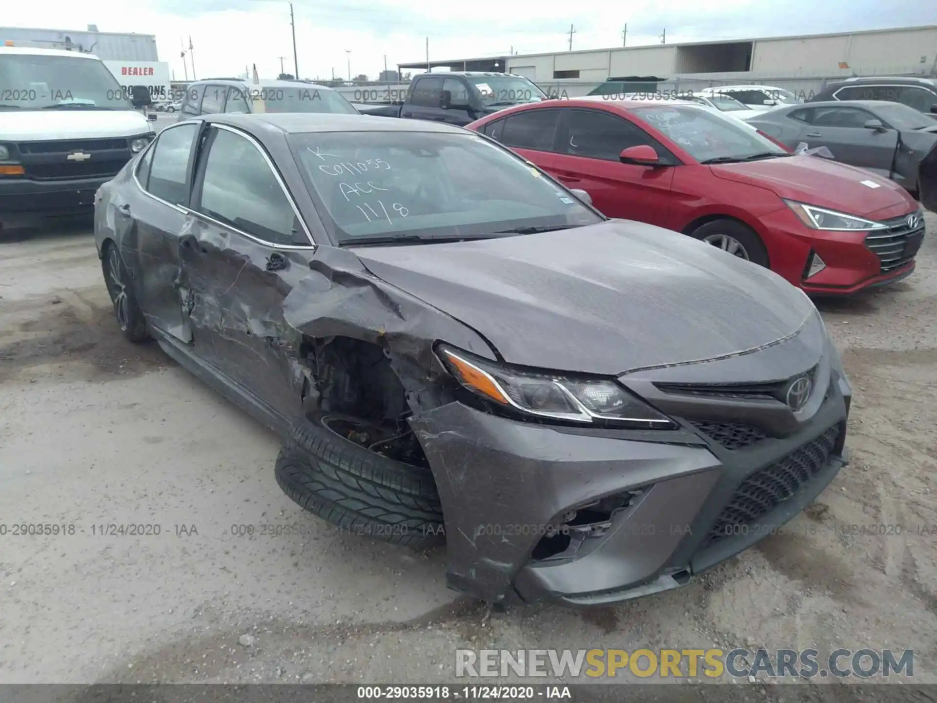 1 Photograph of a damaged car 4T1B11HK7KU770902 TOYOTA CAMRY 2019