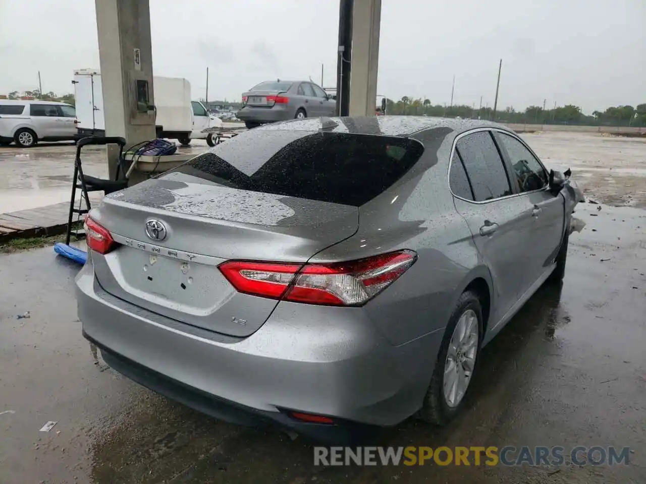 4 Photograph of a damaged car 4T1B11HK7KU772777 TOYOTA CAMRY 2019