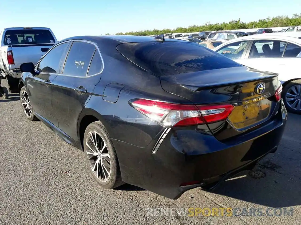 3 Photograph of a damaged car 4T1B11HK7KU773797 TOYOTA CAMRY 2019