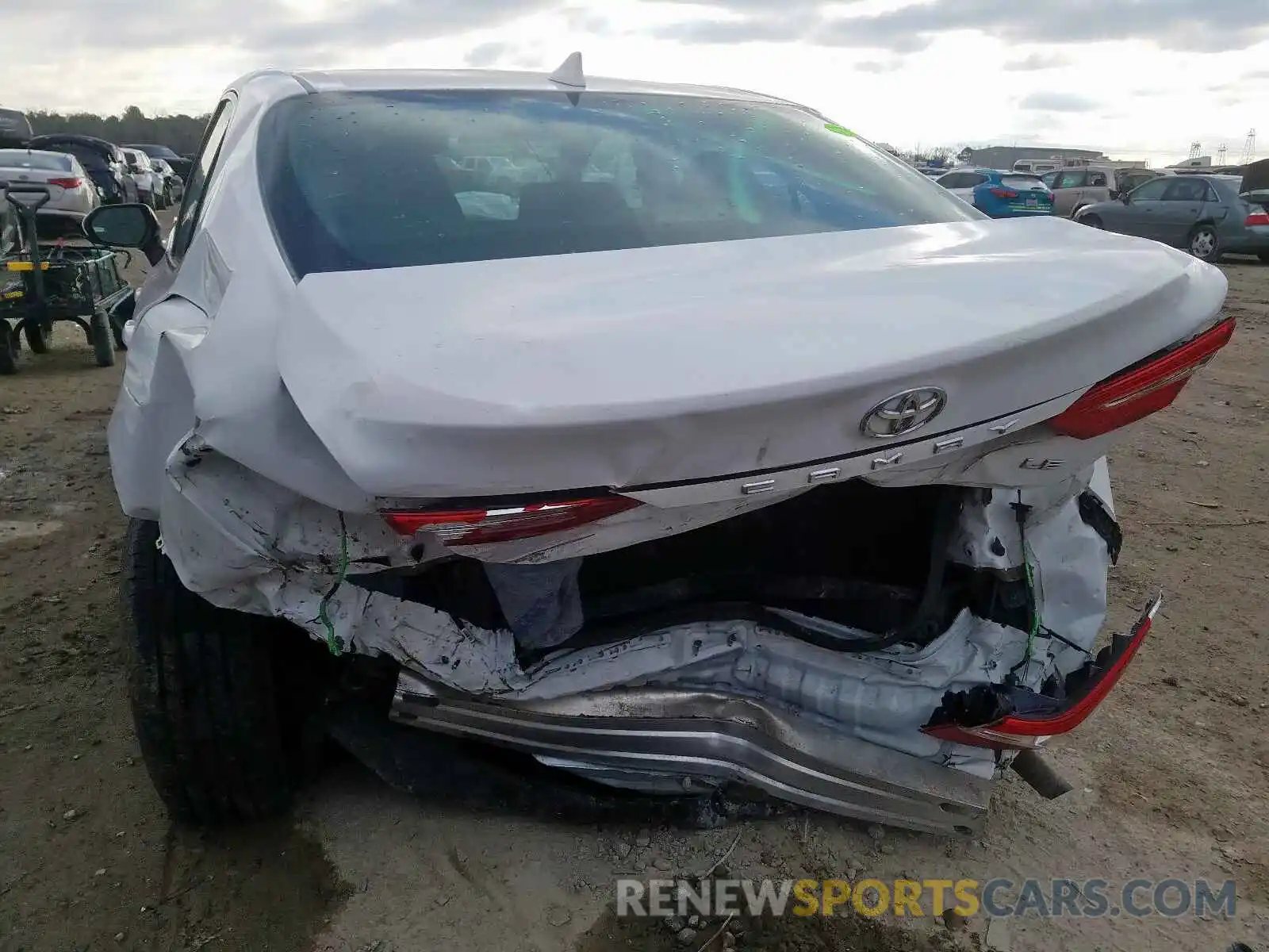 9 Photograph of a damaged car 4T1B11HK7KU774271 TOYOTA CAMRY 2019