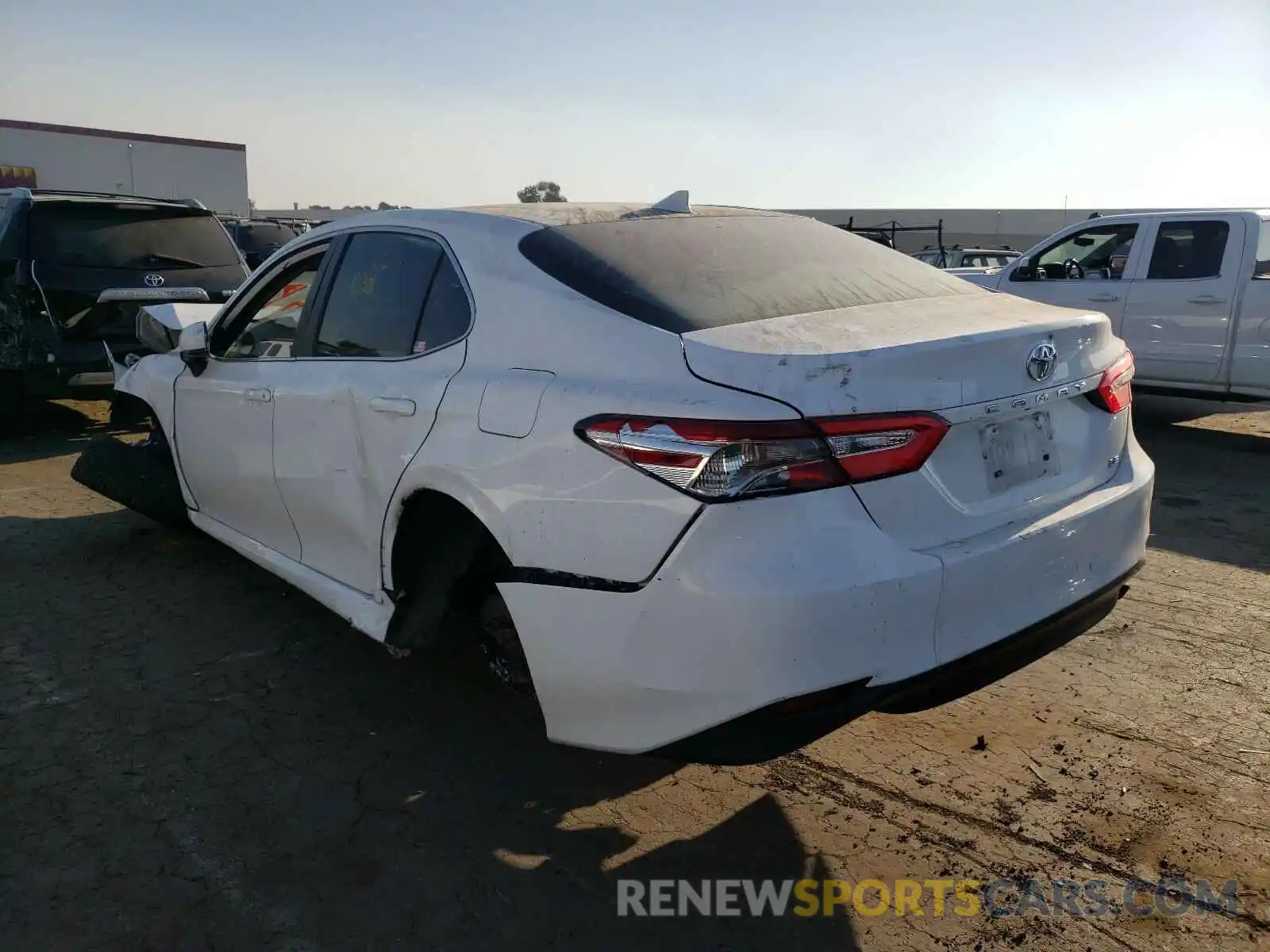 3 Photograph of a damaged car 4T1B11HK7KU774738 TOYOTA CAMRY 2019