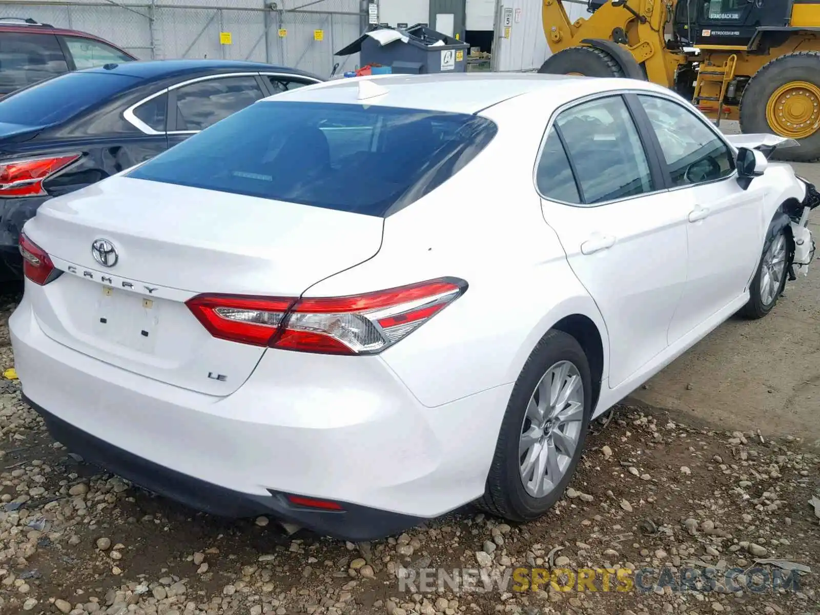 4 Фотография поврежденного автомобиля 4T1B11HK7KU776120 TOYOTA CAMRY 2019