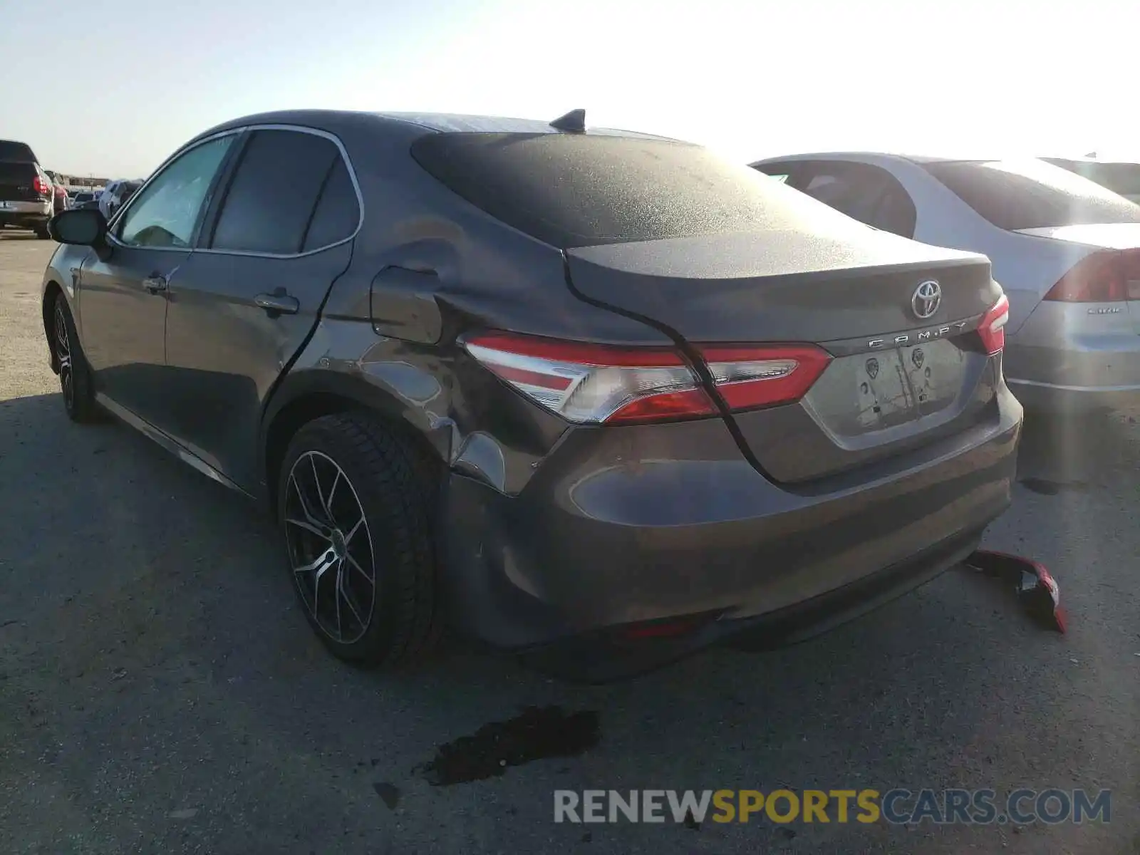 3 Photograph of a damaged car 4T1B11HK7KU777042 TOYOTA CAMRY 2019