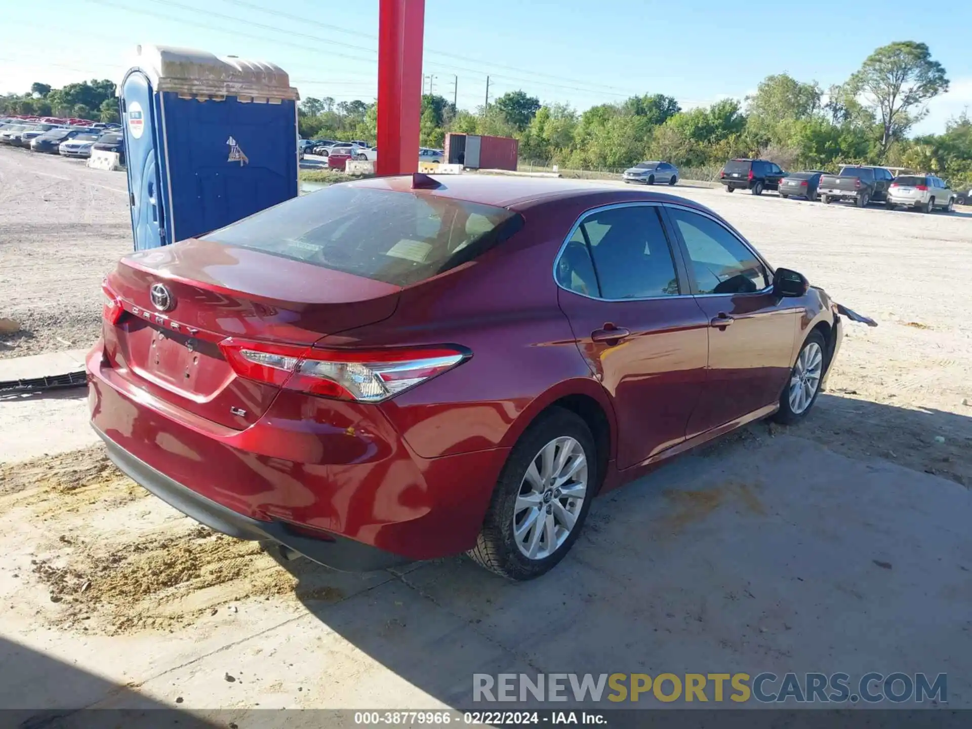 4 Photograph of a damaged car 4T1B11HK7KU779230 TOYOTA CAMRY 2019