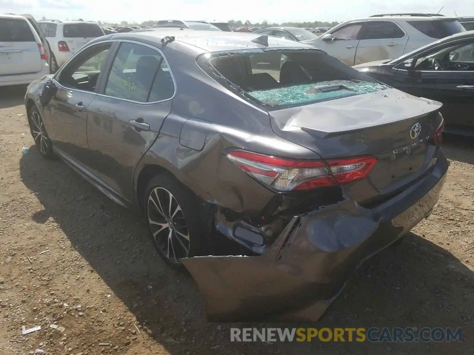 3 Photograph of a damaged car 4T1B11HK7KU779518 TOYOTA CAMRY 2019