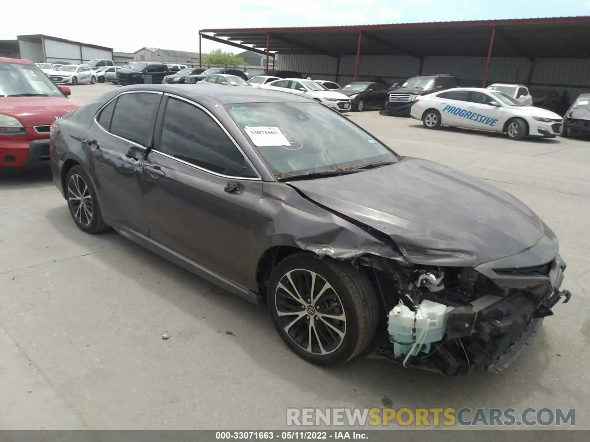 1 Photograph of a damaged car 4T1B11HK7KU779910 TOYOTA CAMRY 2019