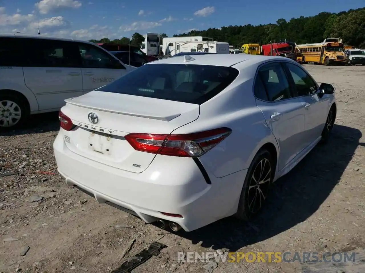 4 Photograph of a damaged car 4T1B11HK7KU780376 TOYOTA CAMRY 2019