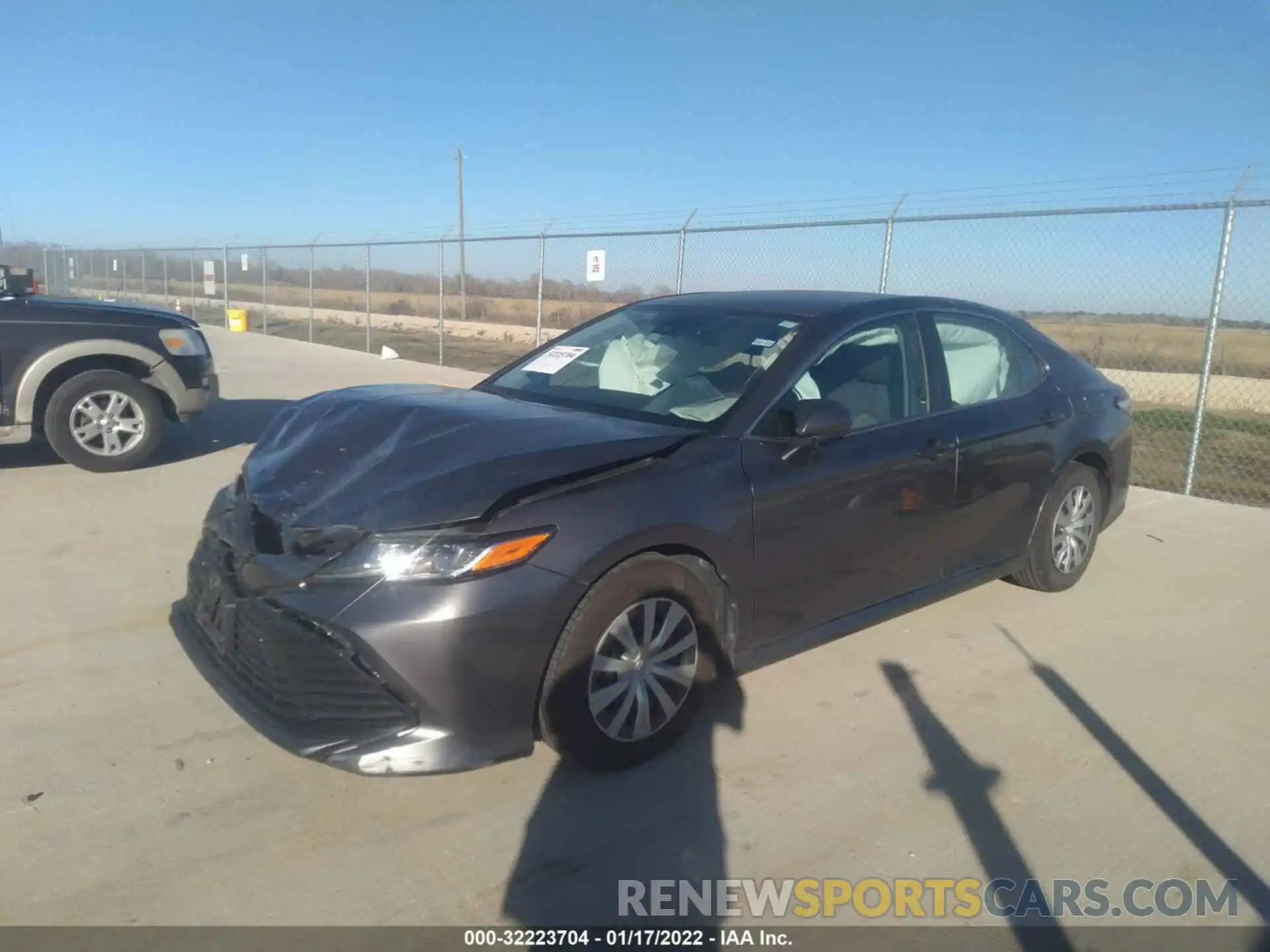 2 Photograph of a damaged car 4T1B11HK7KU782421 TOYOTA CAMRY 2019