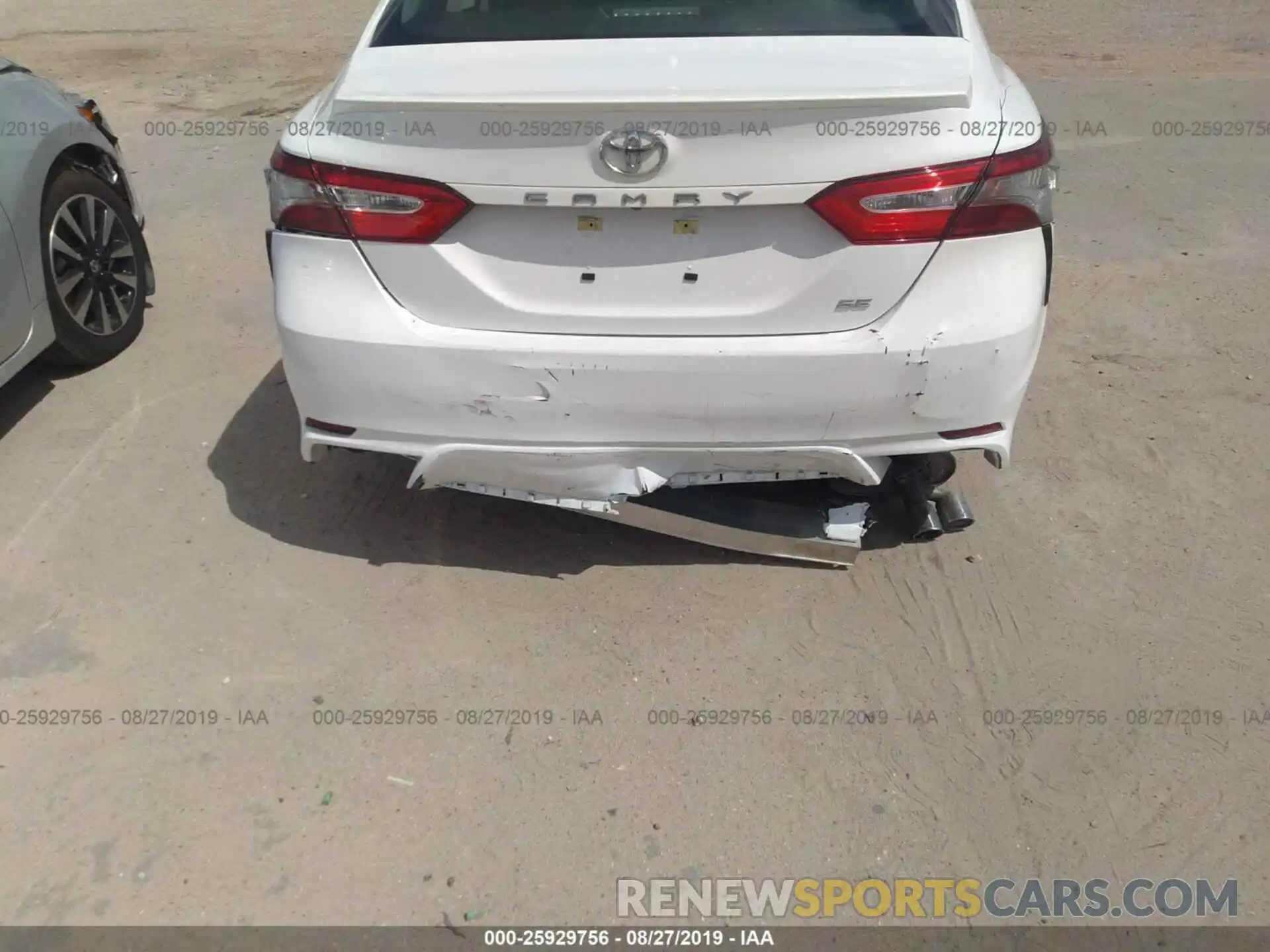 6 Фотография поврежденного автомобиля 4T1B11HK7KU785030 TOYOTA CAMRY 2019