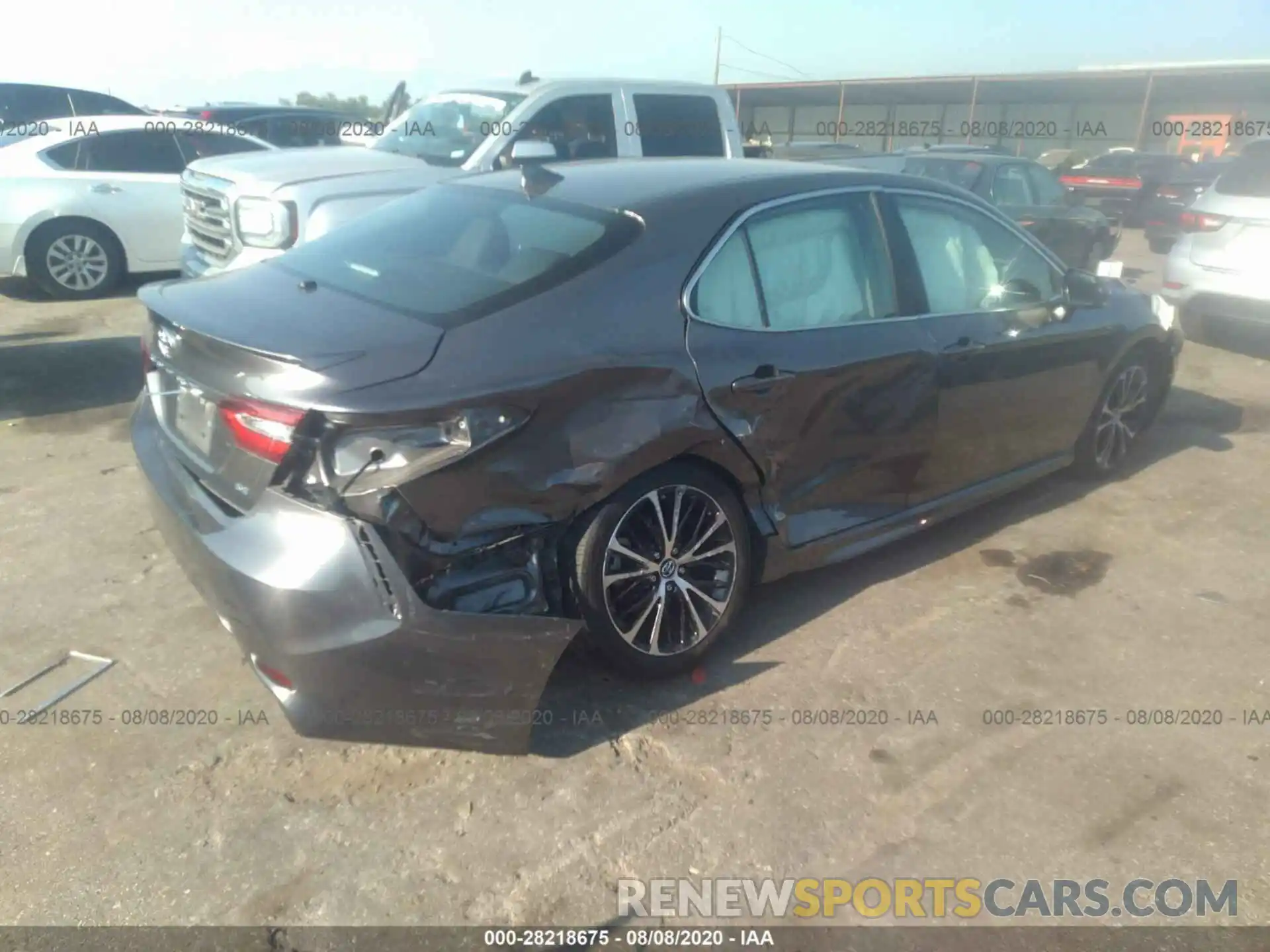 4 Photograph of a damaged car 4T1B11HK7KU787862 TOYOTA CAMRY 2019