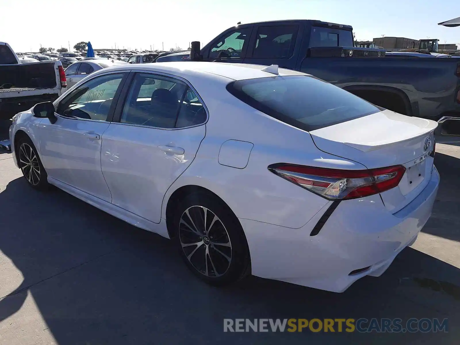 3 Photograph of a damaged car 4T1B11HK7KU788056 TOYOTA CAMRY 2019