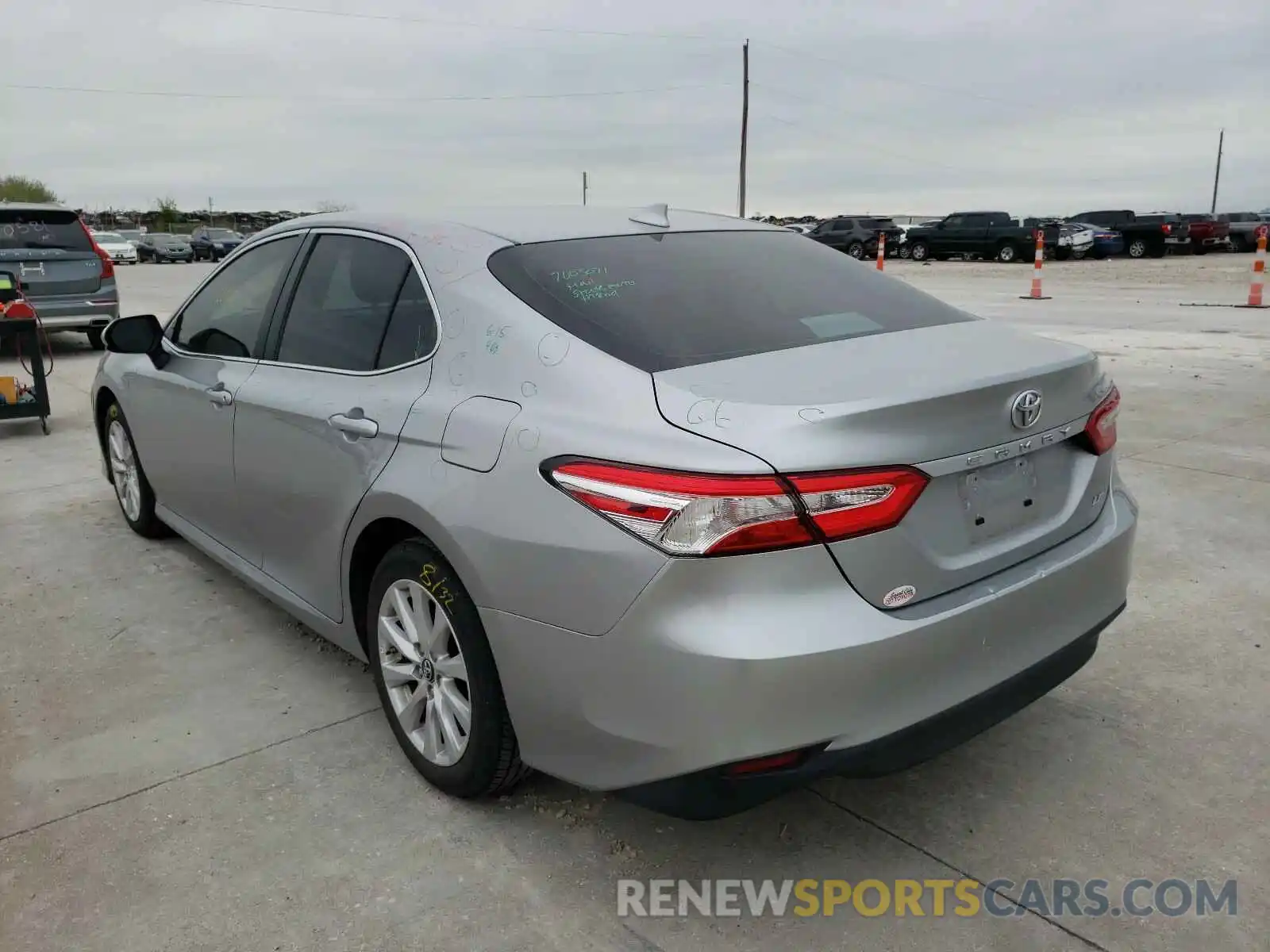 3 Photograph of a damaged car 4T1B11HK7KU788350 TOYOTA CAMRY 2019