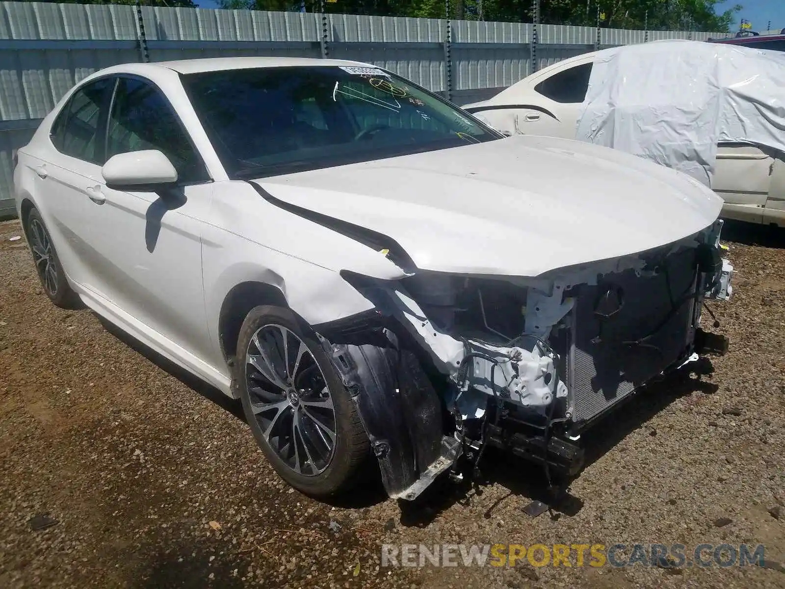 1 Photograph of a damaged car 4T1B11HK7KU791152 TOYOTA CAMRY 2019