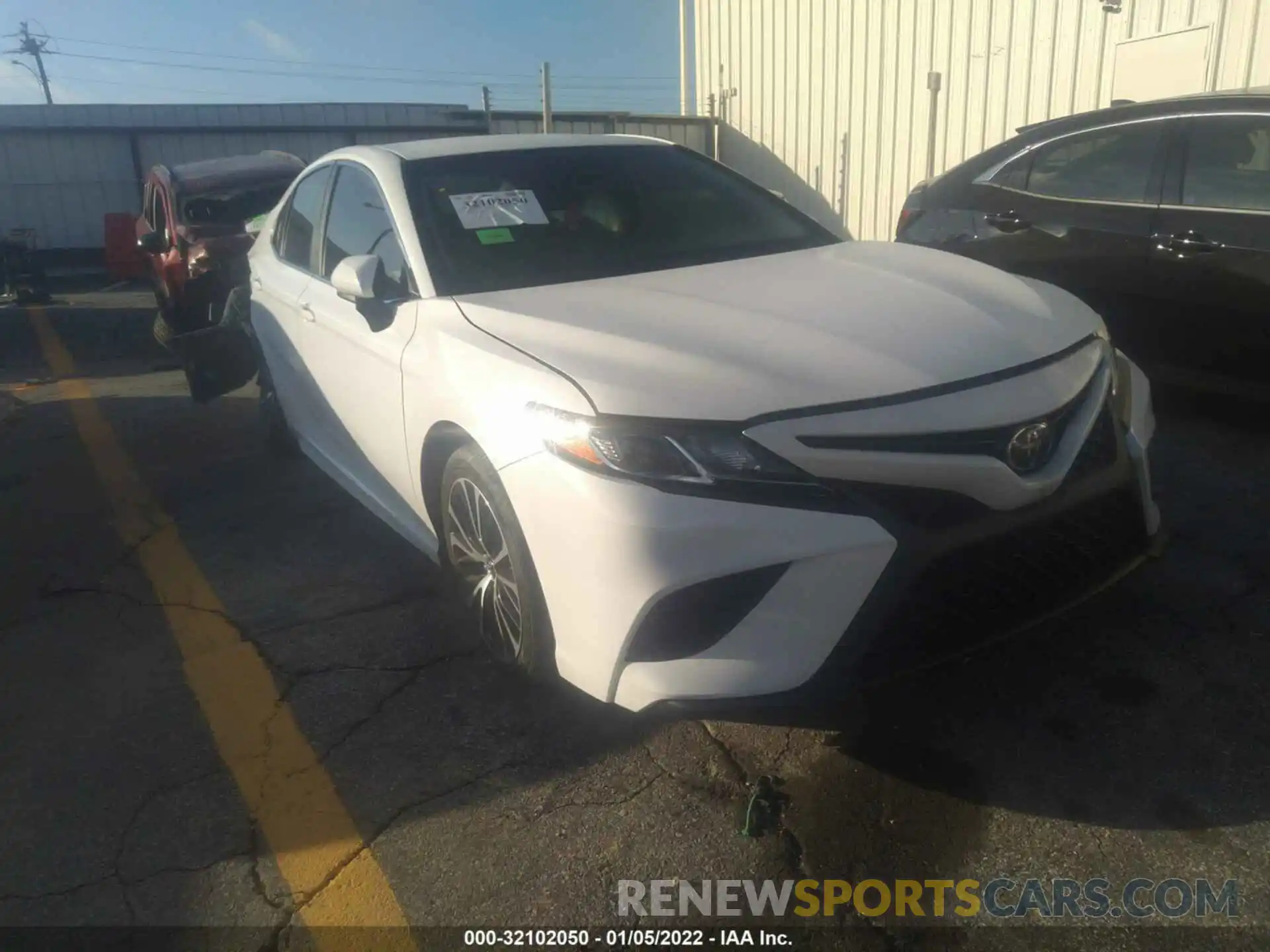 1 Photograph of a damaged car 4T1B11HK7KU792009 TOYOTA CAMRY 2019