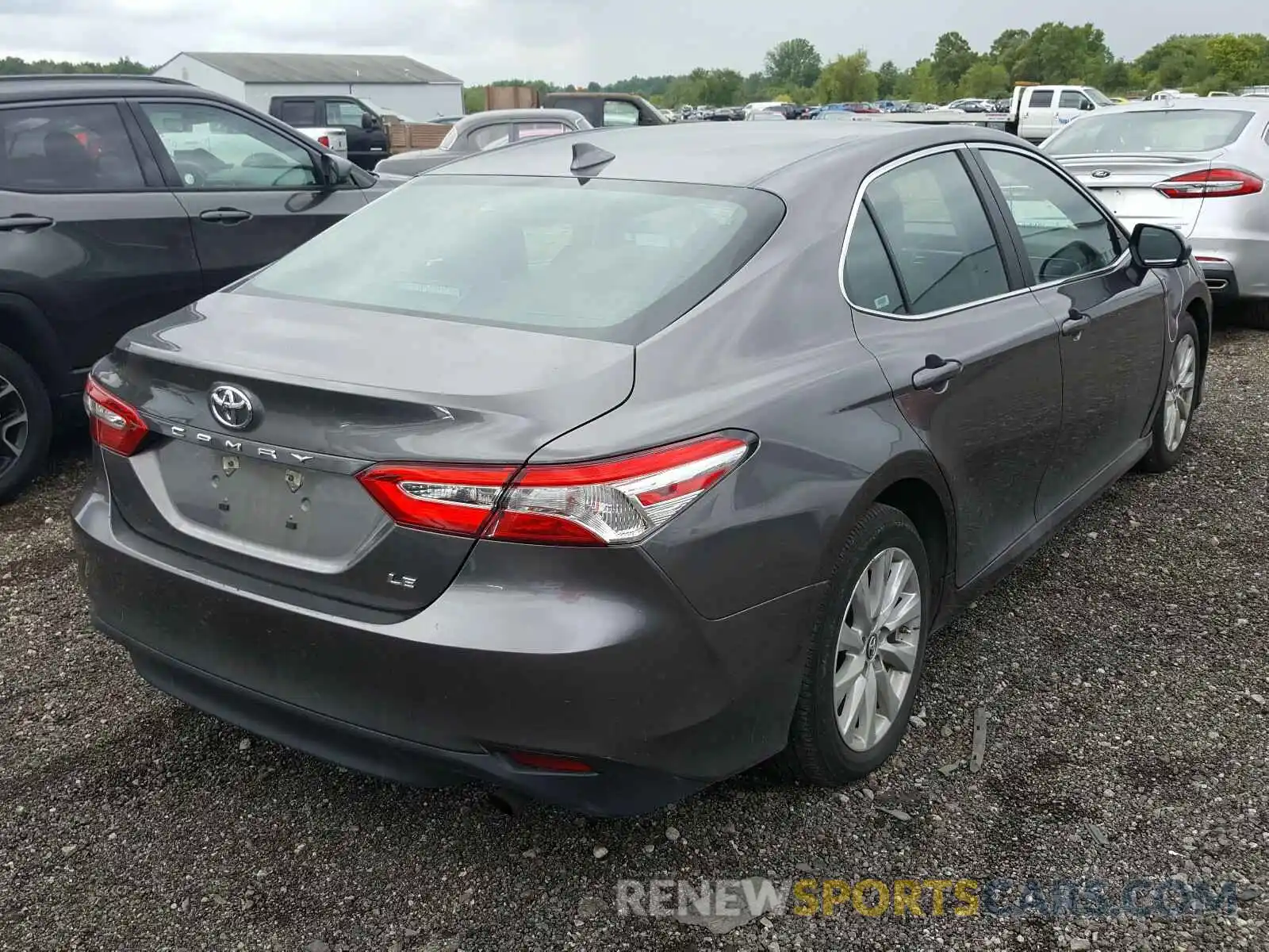 4 Photograph of a damaged car 4T1B11HK7KU792270 TOYOTA CAMRY 2019