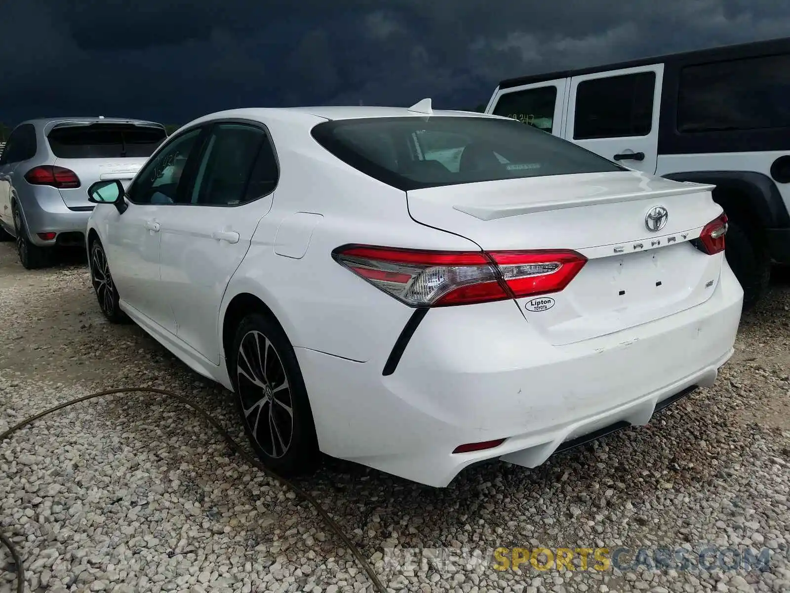 3 Photograph of a damaged car 4T1B11HK7KU796917 TOYOTA CAMRY 2019