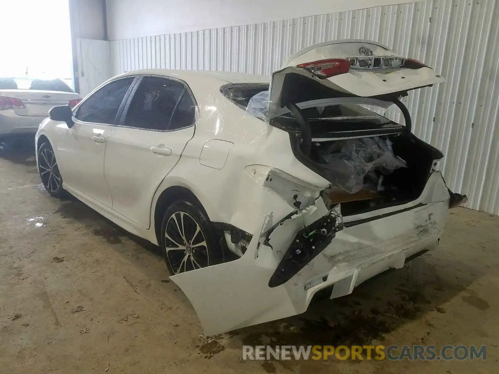 3 Photograph of a damaged car 4T1B11HK7KU798991 TOYOTA CAMRY 2019