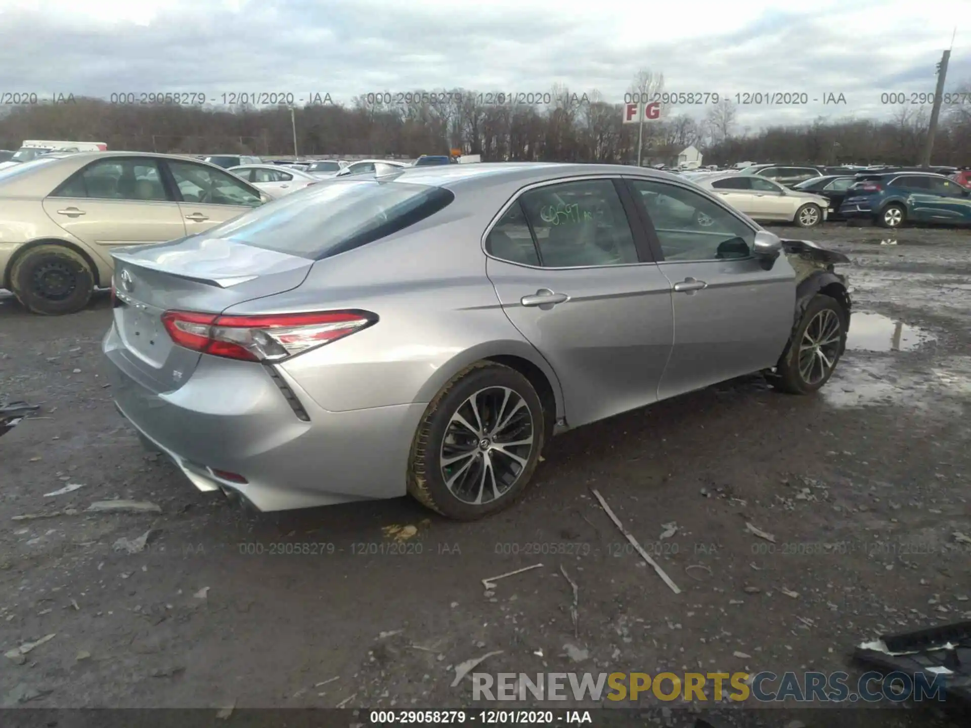 4 Photograph of a damaged car 4T1B11HK7KU799753 TOYOTA CAMRY 2019