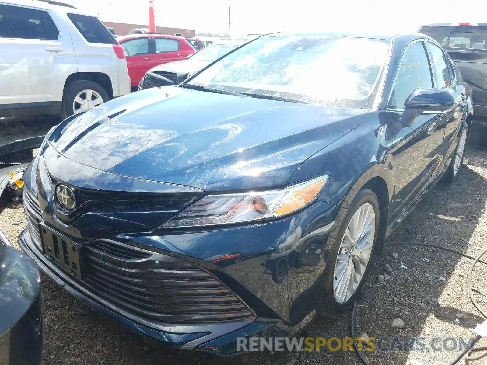 2 Photograph of a damaged car 4T1B11HK7KU800352 TOYOTA CAMRY 2019