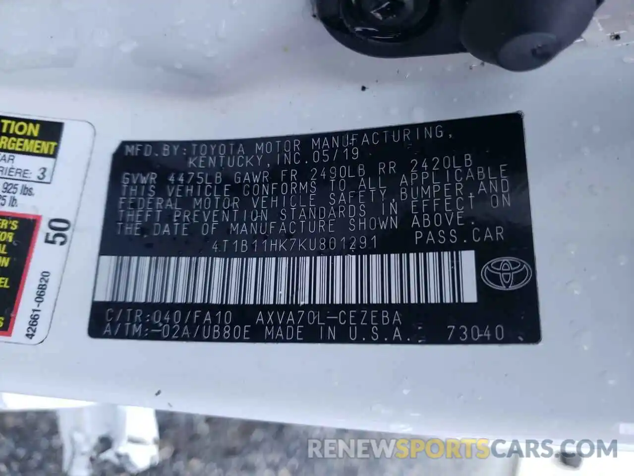 10 Photograph of a damaged car 4T1B11HK7KU801291 TOYOTA CAMRY 2019