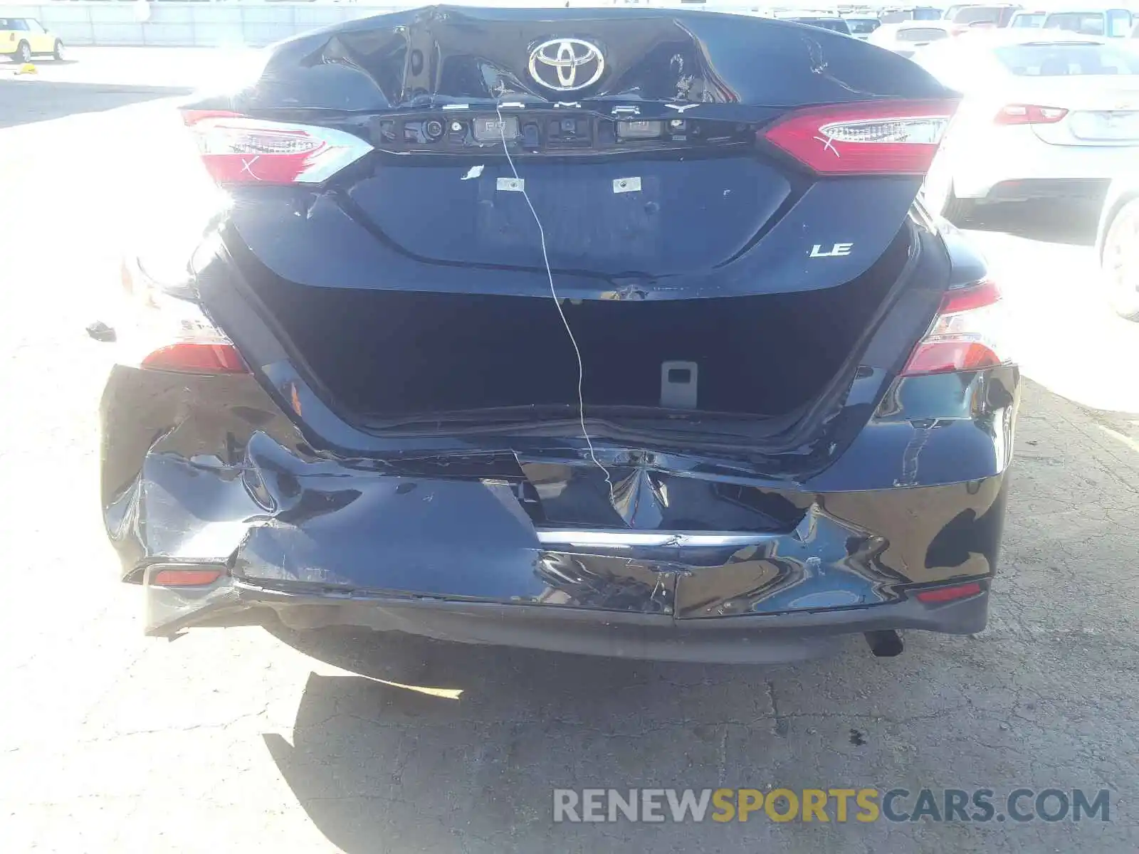 9 Photograph of a damaged car 4T1B11HK7KU801744 TOYOTA CAMRY 2019