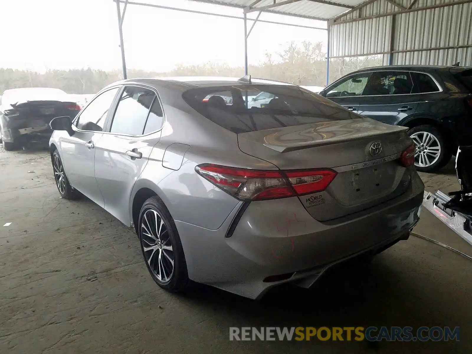 3 Photograph of a damaged car 4T1B11HK7KU803056 TOYOTA CAMRY 2019