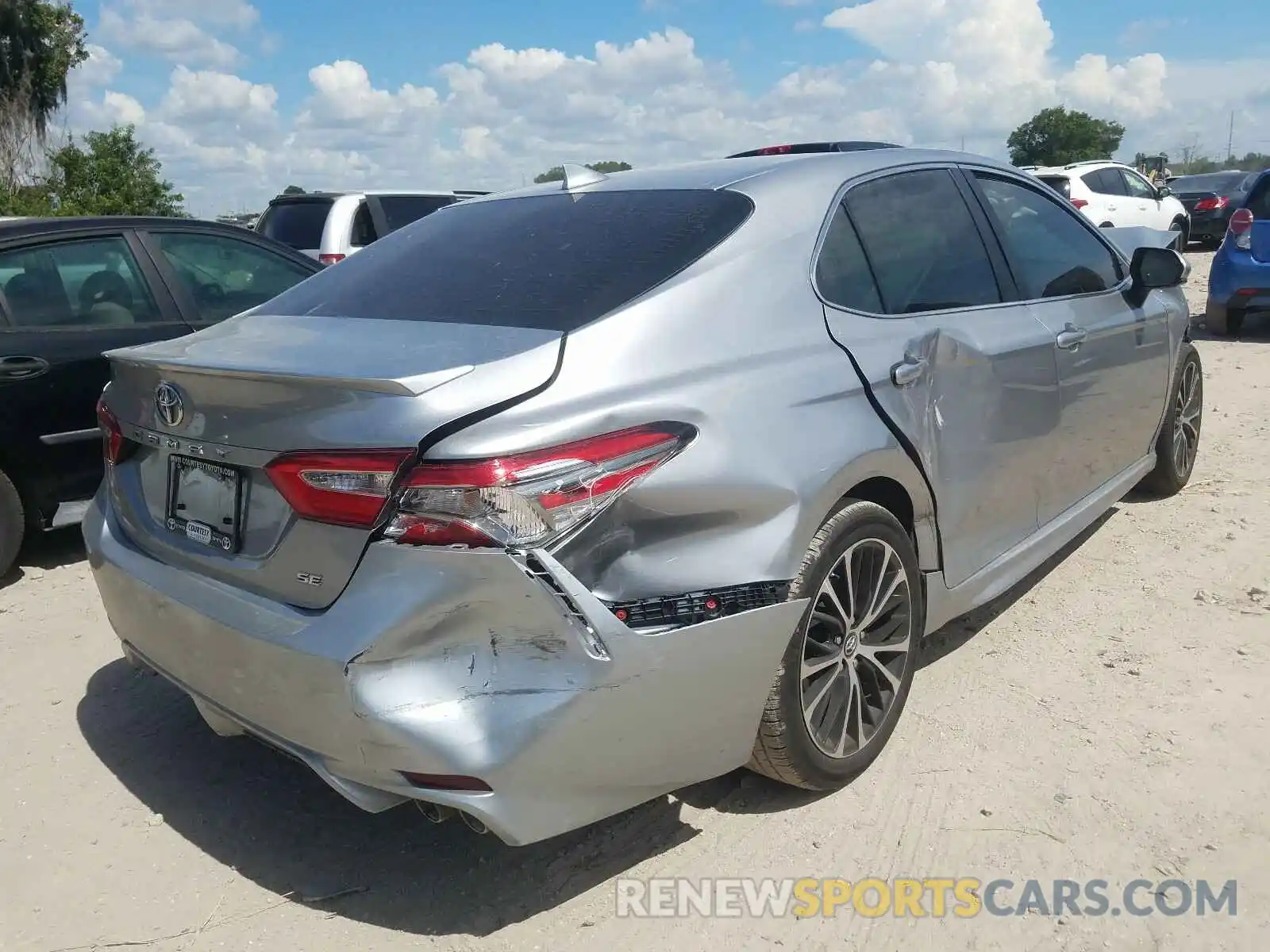 4 Photograph of a damaged car 4T1B11HK7KU803249 TOYOTA CAMRY 2019