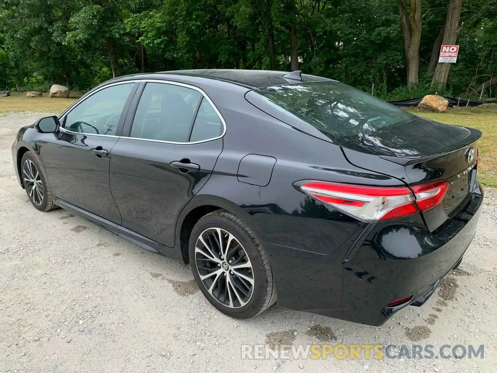 3 Photograph of a damaged car 4T1B11HK7KU804451 TOYOTA CAMRY 2019