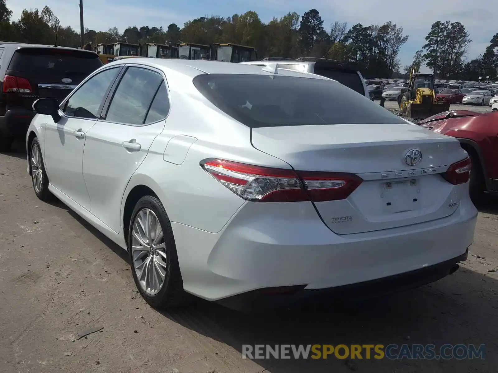 3 Photograph of a damaged car 4T1B11HK7KU806264 TOYOTA CAMRY 2019