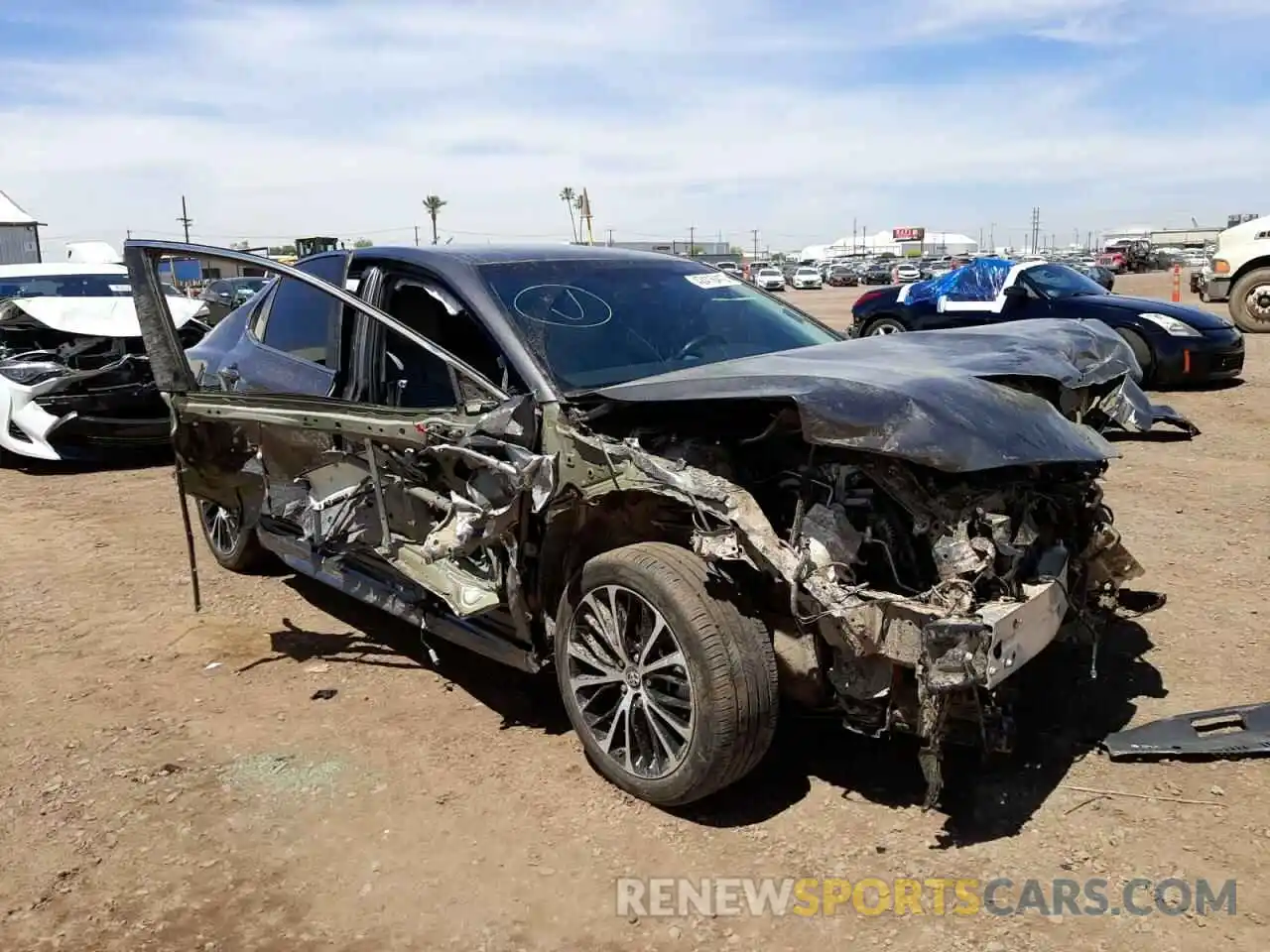 1 Photograph of a damaged car 4T1B11HK7KU806751 TOYOTA CAMRY 2019