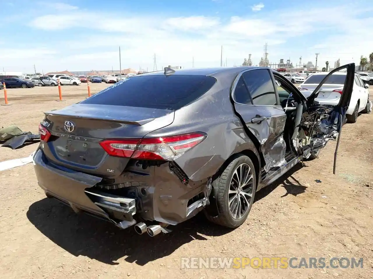 4 Photograph of a damaged car 4T1B11HK7KU806751 TOYOTA CAMRY 2019