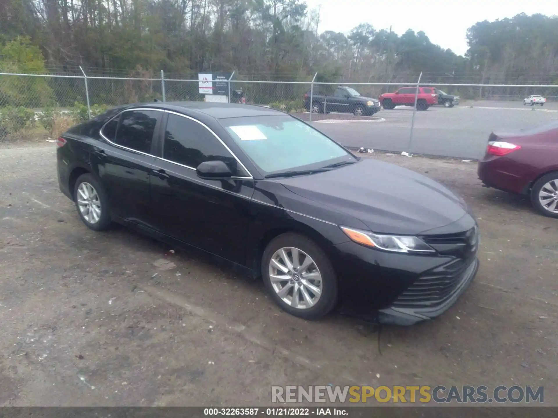 1 Photograph of a damaged car 4T1B11HK7KU809651 TOYOTA CAMRY 2019