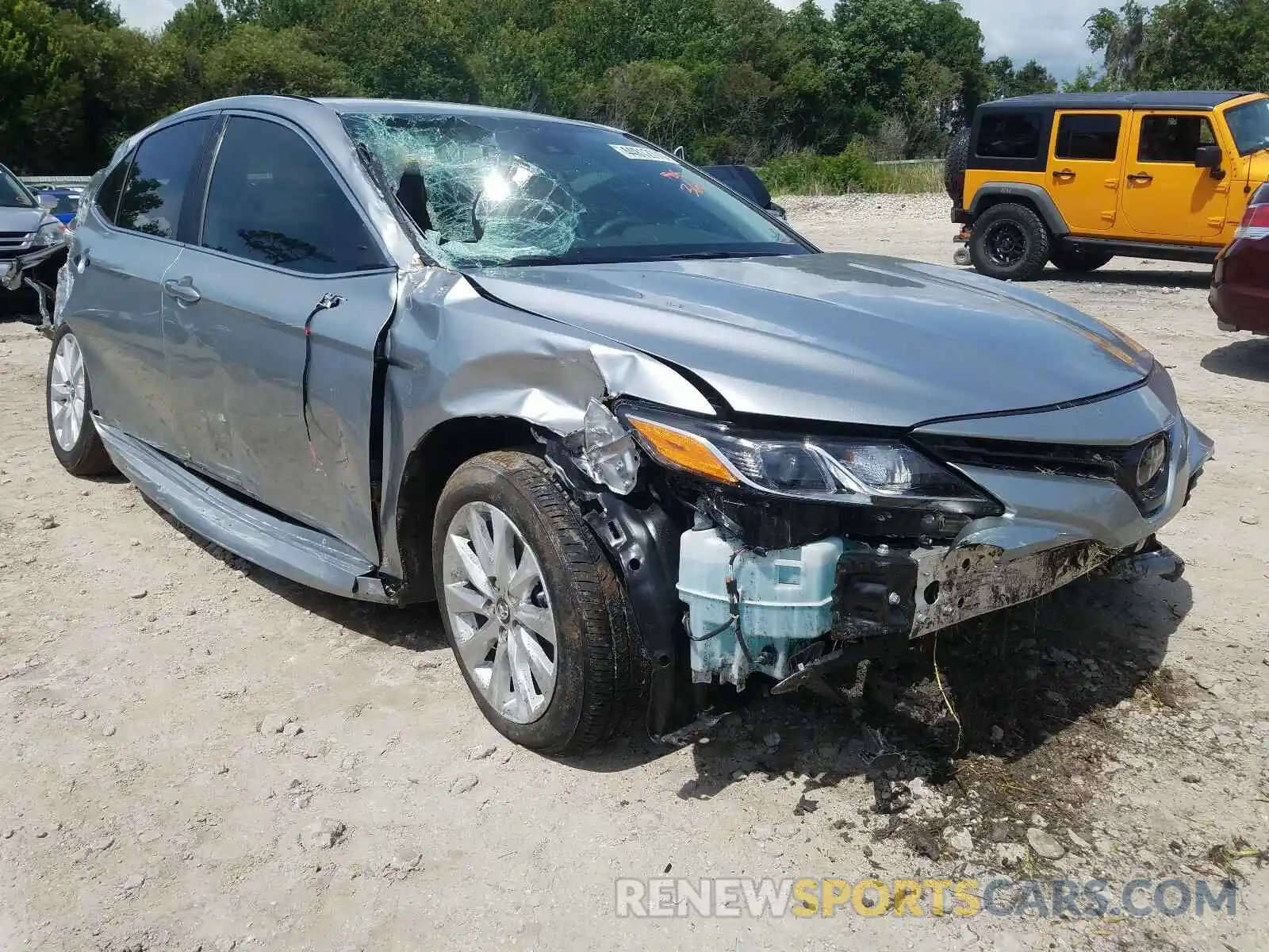 1 Photograph of a damaged car 4T1B11HK7KU809813 TOYOTA CAMRY 2019