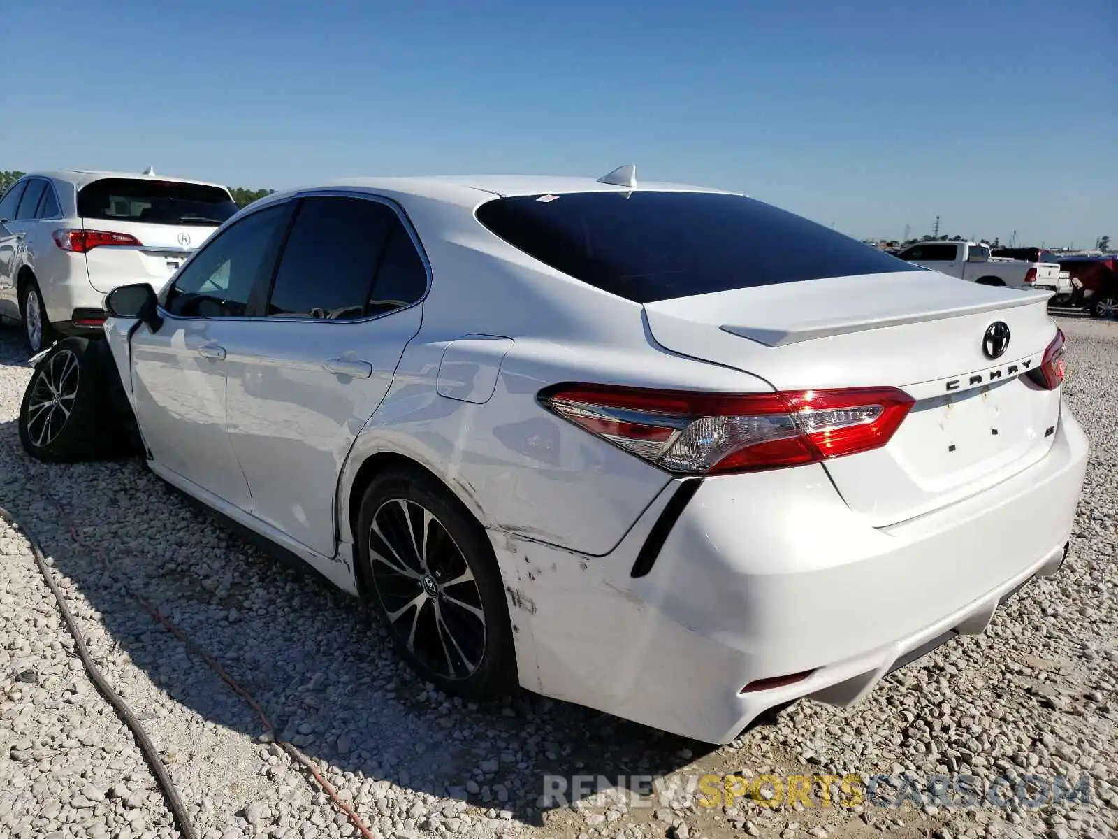 3 Фотография поврежденного автомобиля 4T1B11HK7KU809861 TOYOTA CAMRY 2019