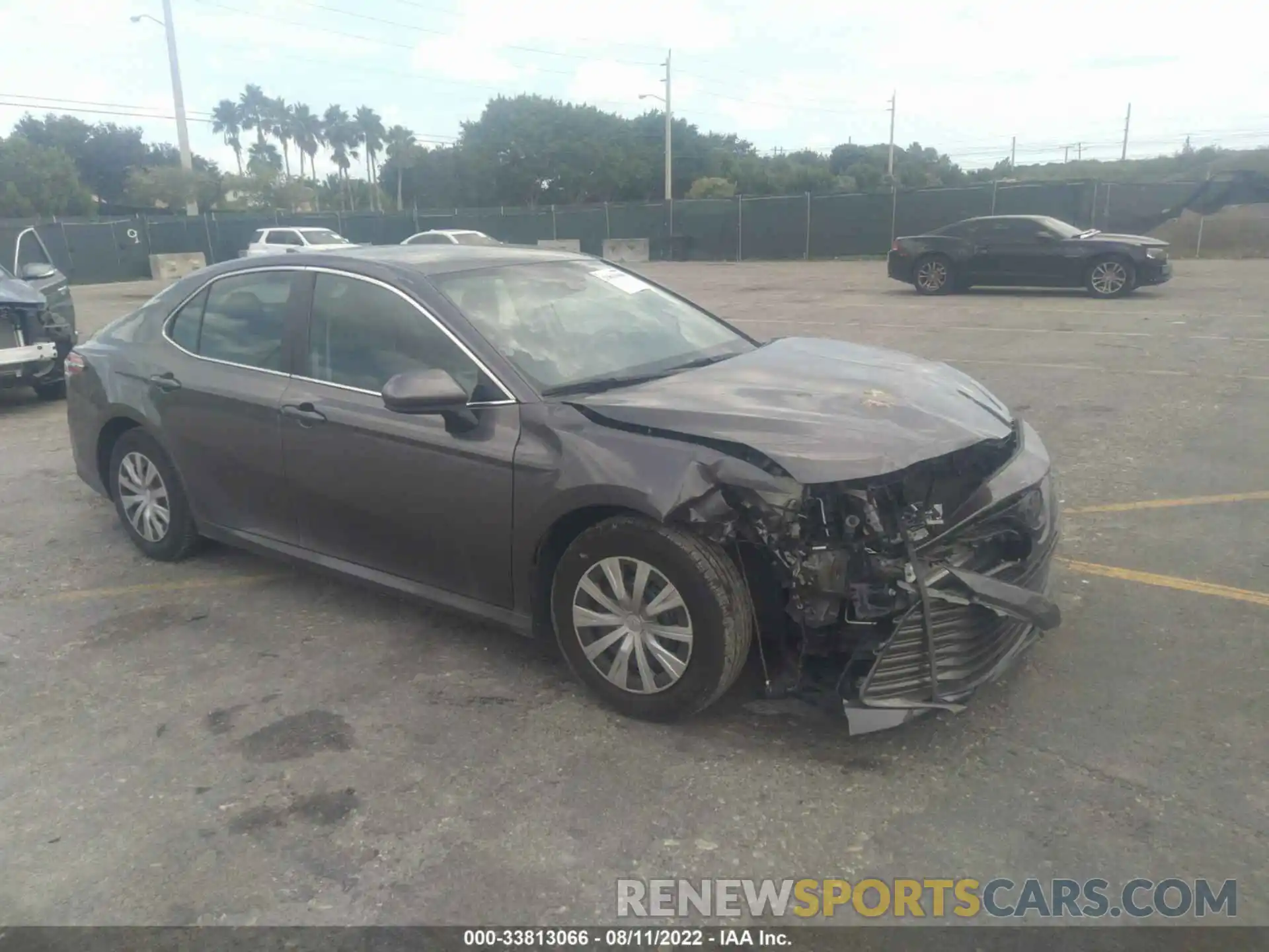 1 Photograph of a damaged car 4T1B11HK7KU810010 TOYOTA CAMRY 2019