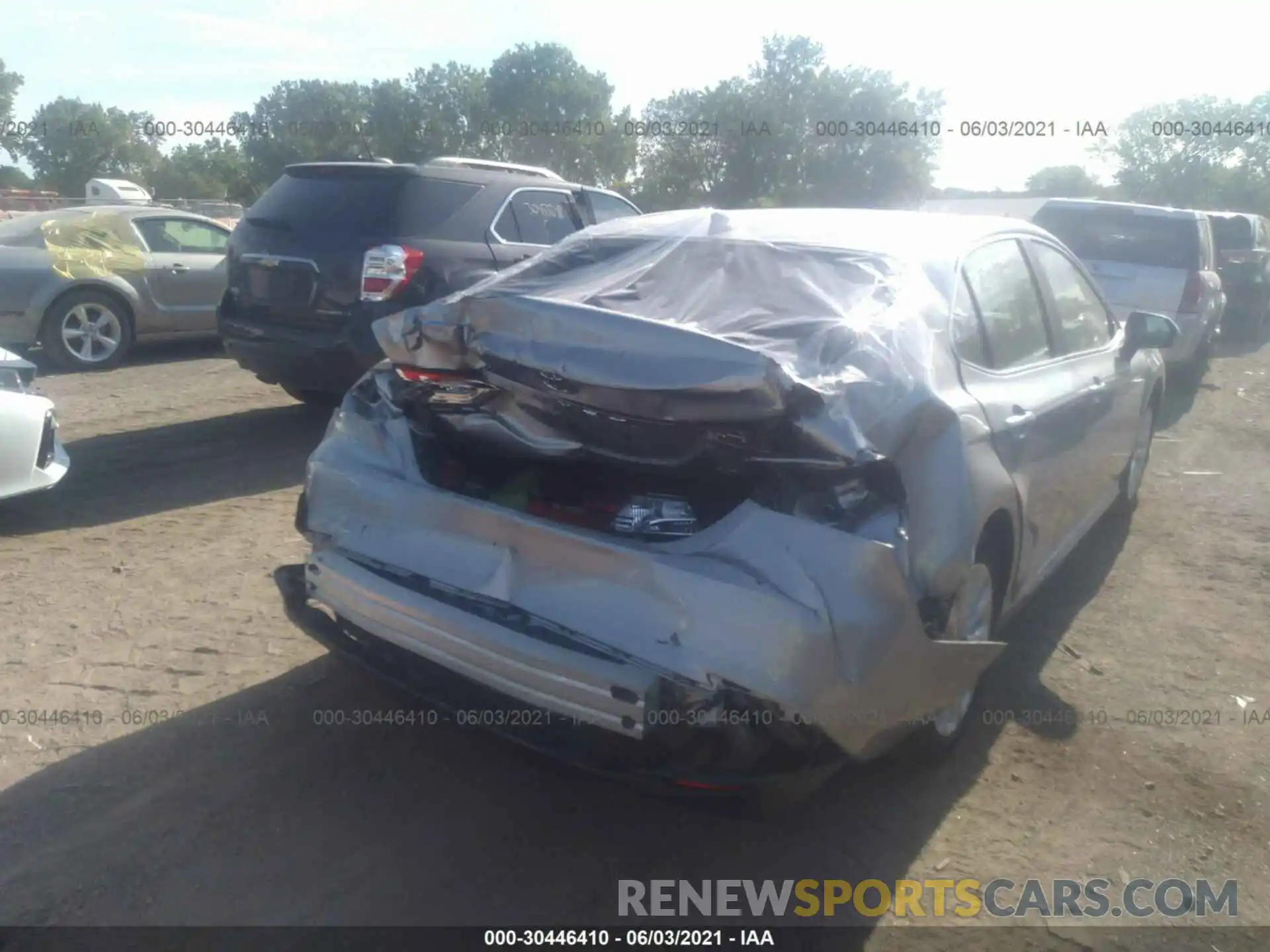 6 Photograph of a damaged car 4T1B11HK7KU810136 TOYOTA CAMRY 2019