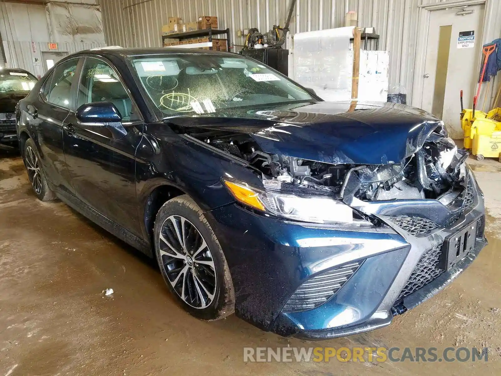 1 Photograph of a damaged car 4T1B11HK7KU810993 TOYOTA CAMRY 2019