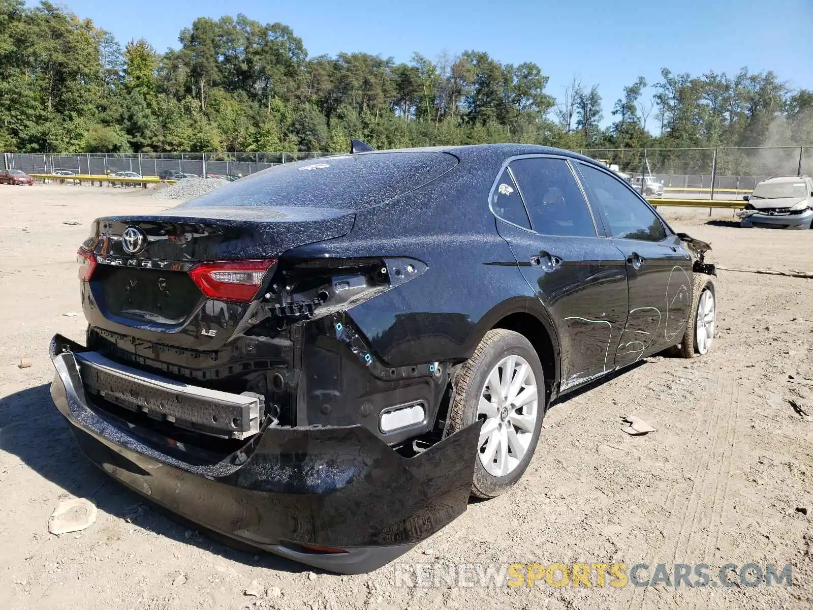 4 Фотография поврежденного автомобиля 4T1B11HK7KU811299 TOYOTA CAMRY 2019