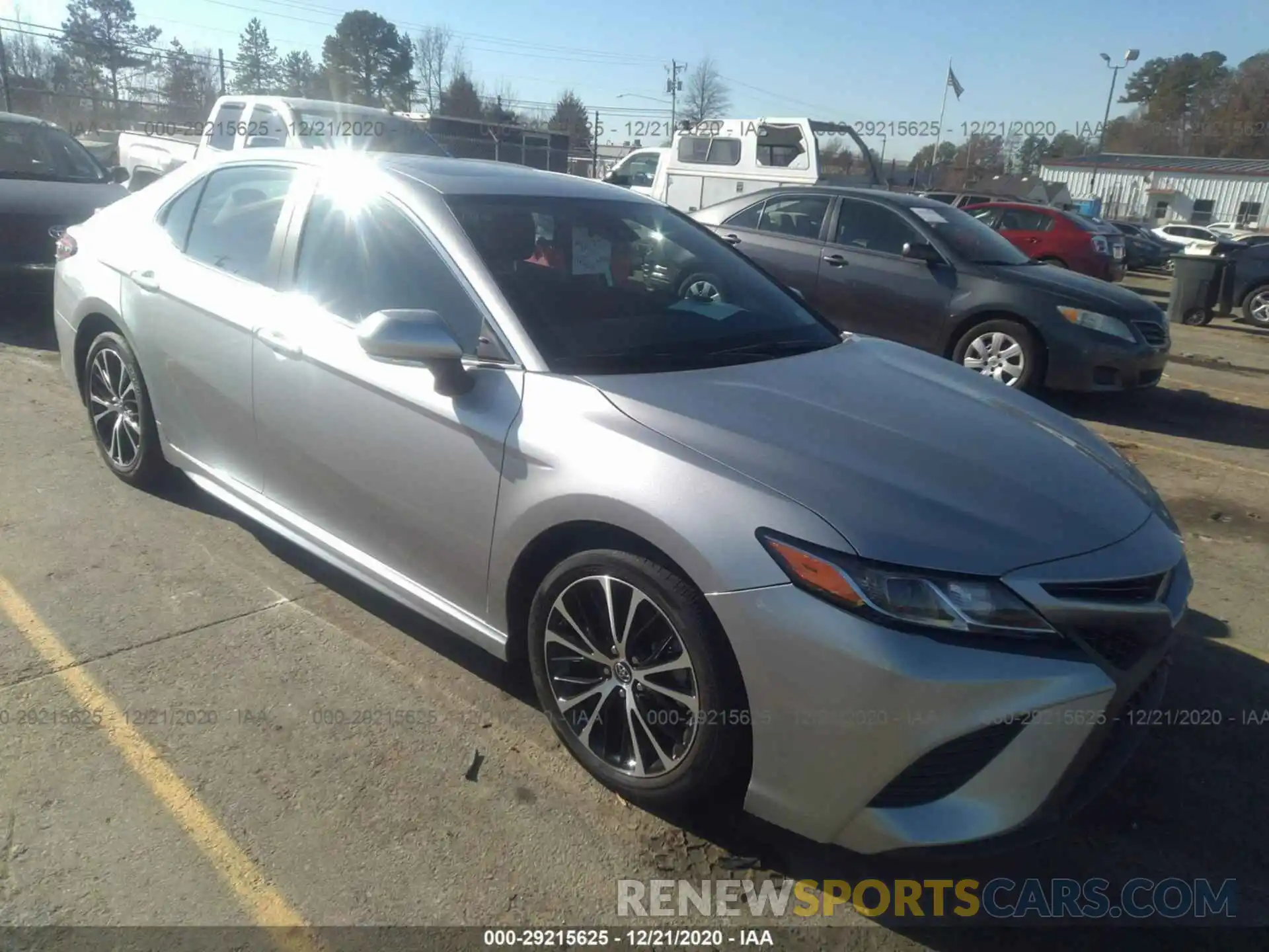 1 Photograph of a damaged car 4T1B11HK7KU813635 TOYOTA CAMRY 2019